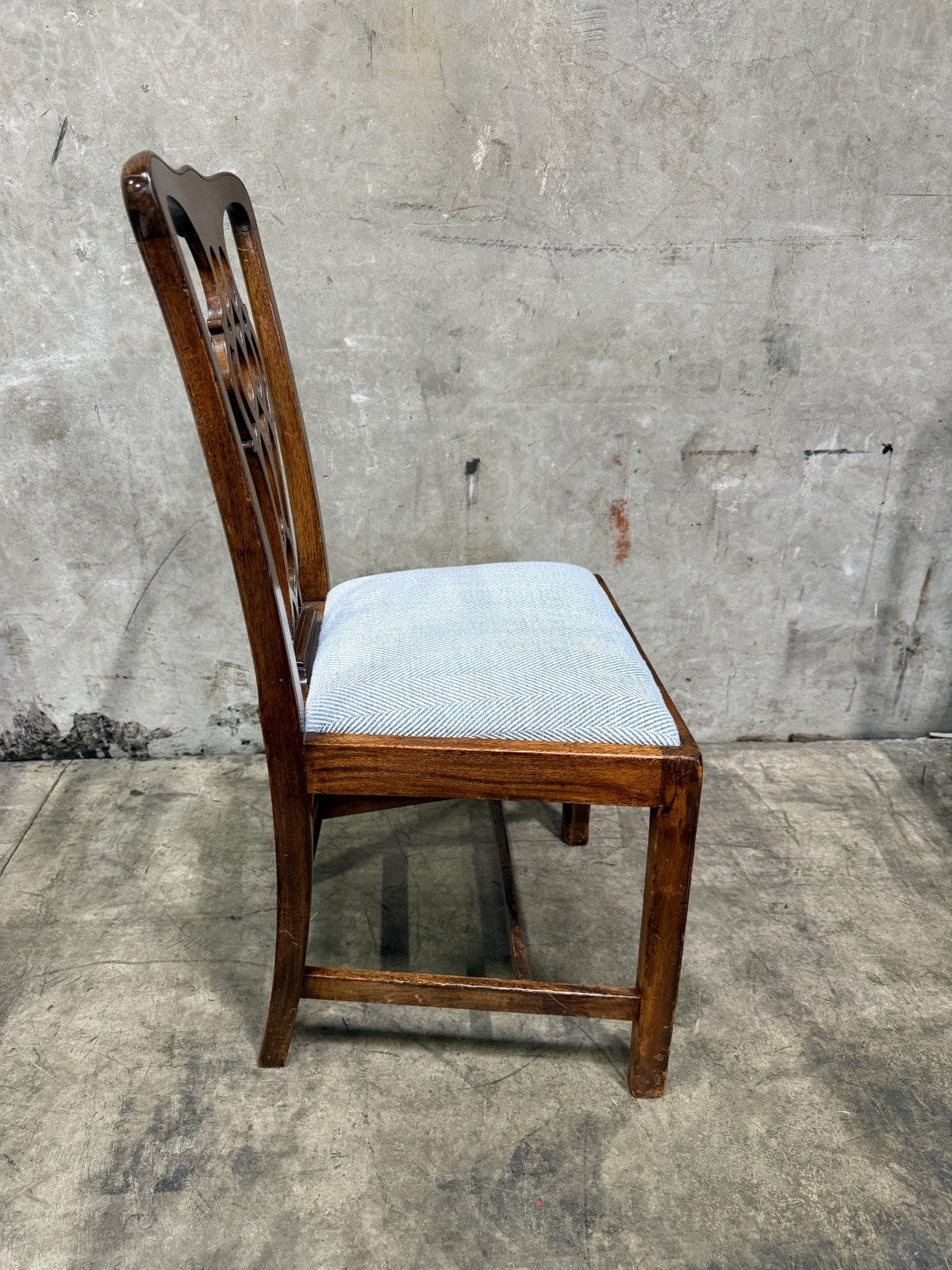 Set of 8 Spectacular Antique 1830s Chippendale Mahogany Dining Chairs (6+2)