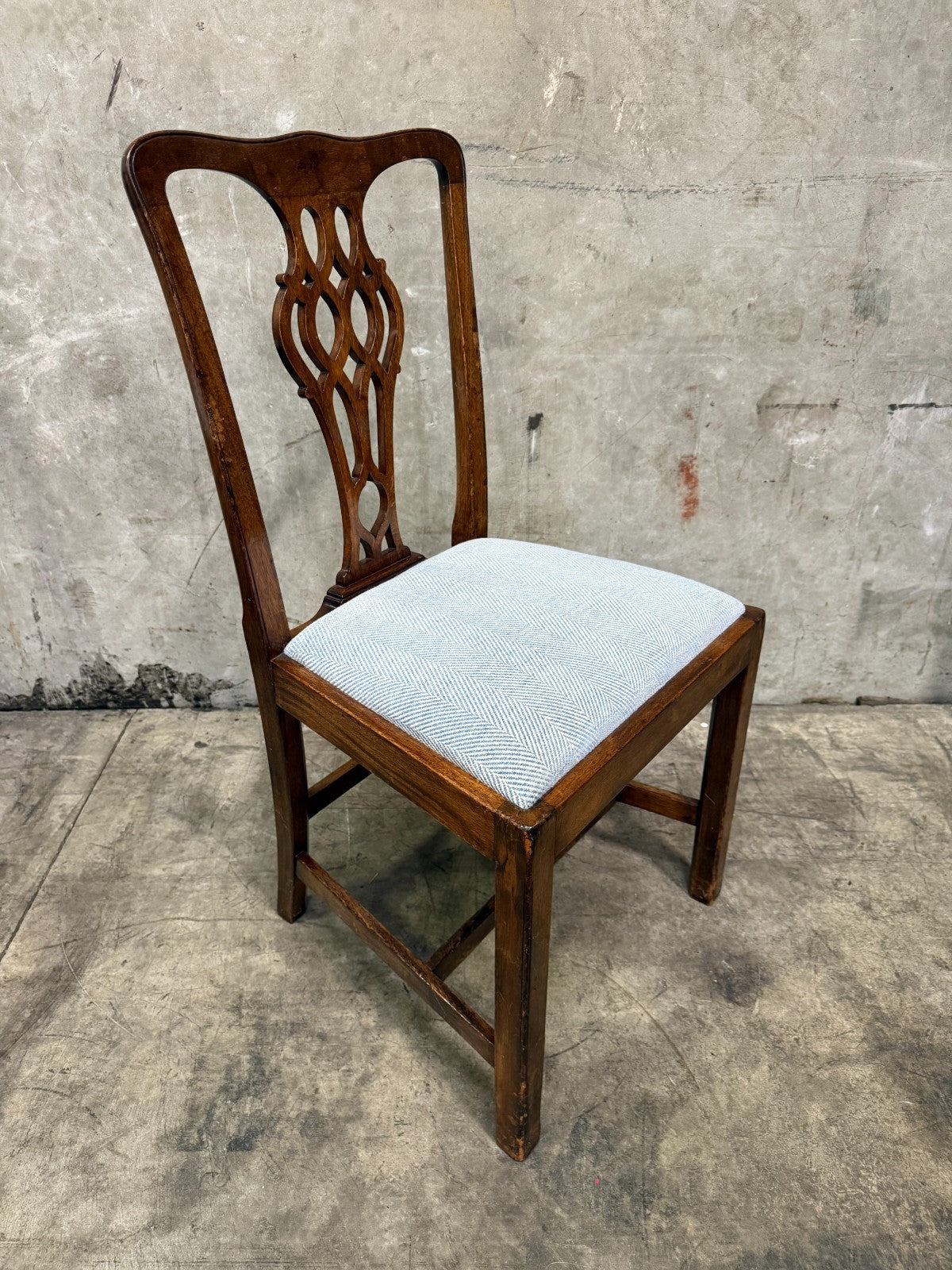 Set of 8 Spectacular Antique 1830s Chippendale Mahogany Dining Chairs (6+2)