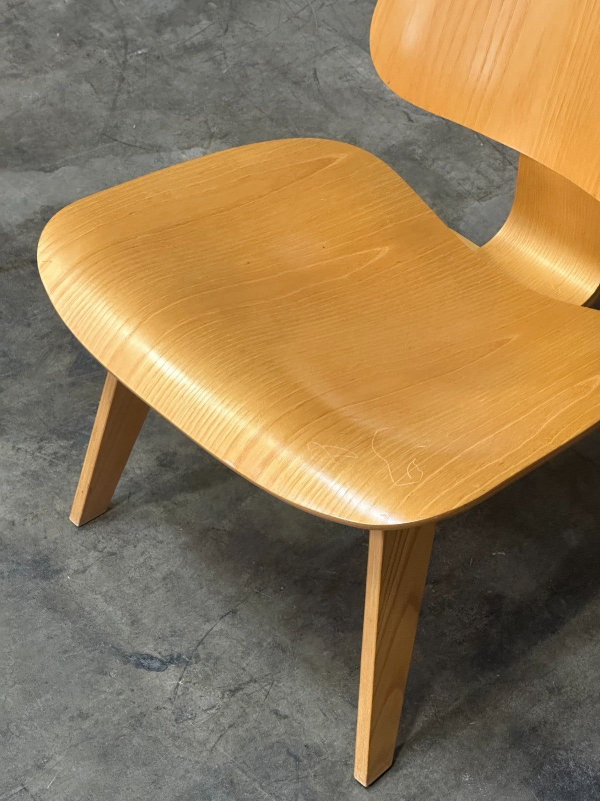 Herman Miller Eames LCW Lounge Chair 2006 Molded Plywood