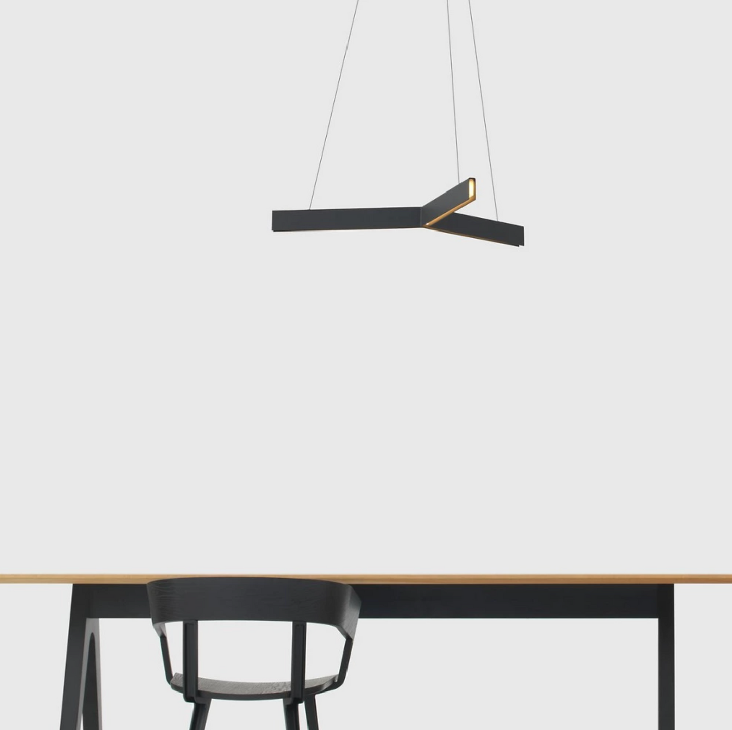 Resident Studio Tri LED Pendant Light Matte Black New In Box TRI001B NZ