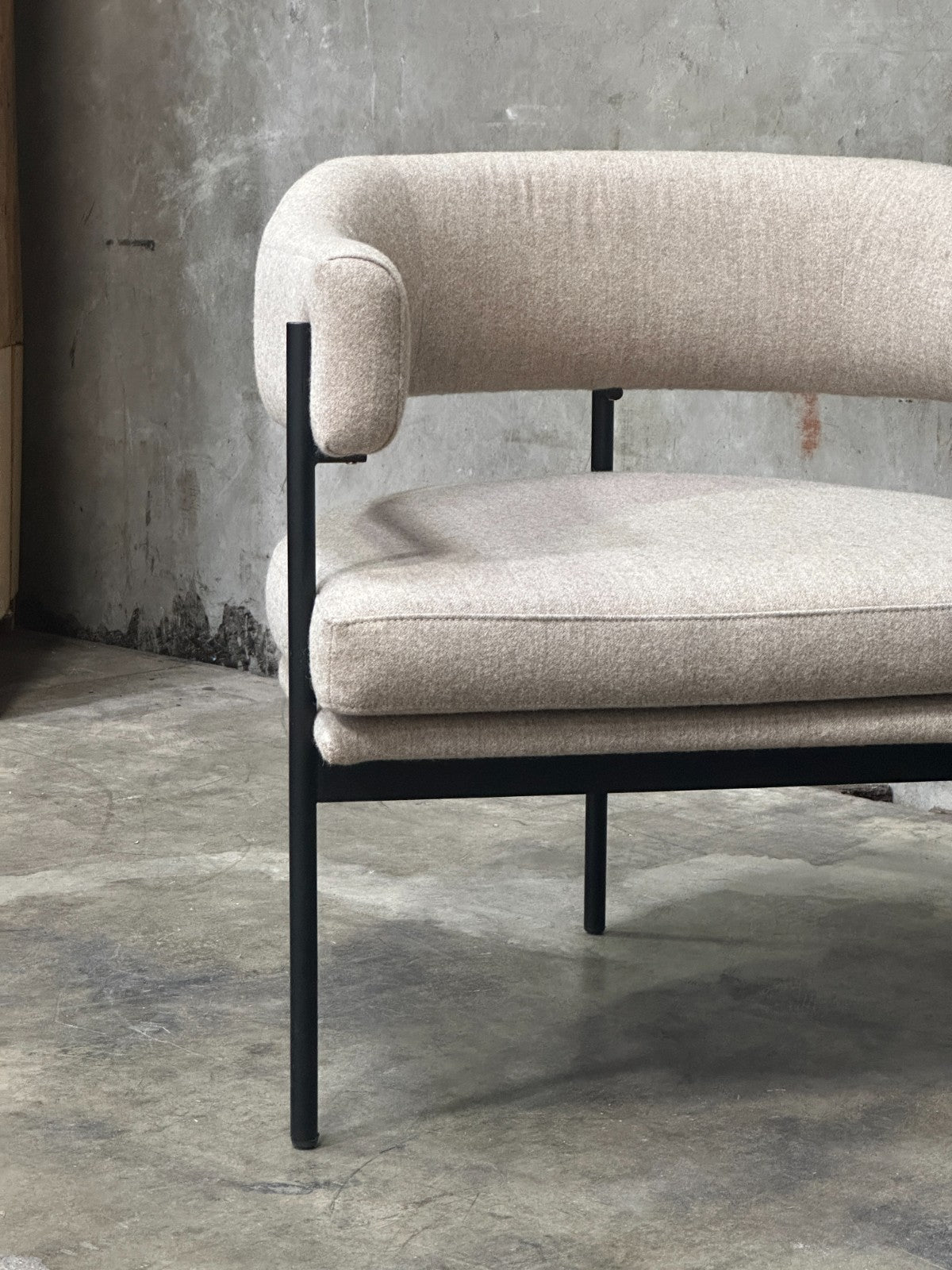 Resident Isabella Chair Upholstered Hallingdal 65 by Kvadrat 0110