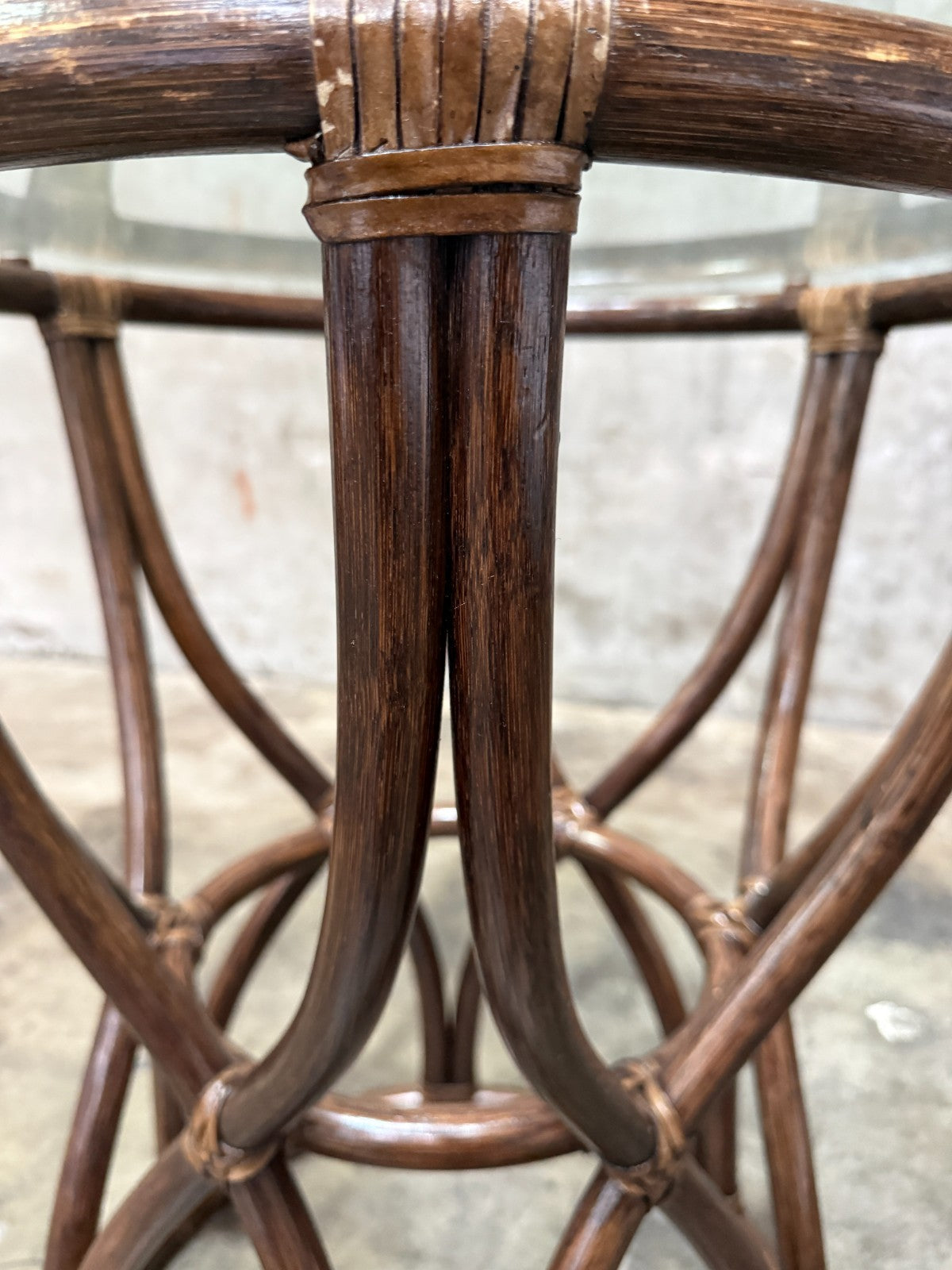 McGuire San Francisco Rattan Dining Table Glass Top 45” Round
