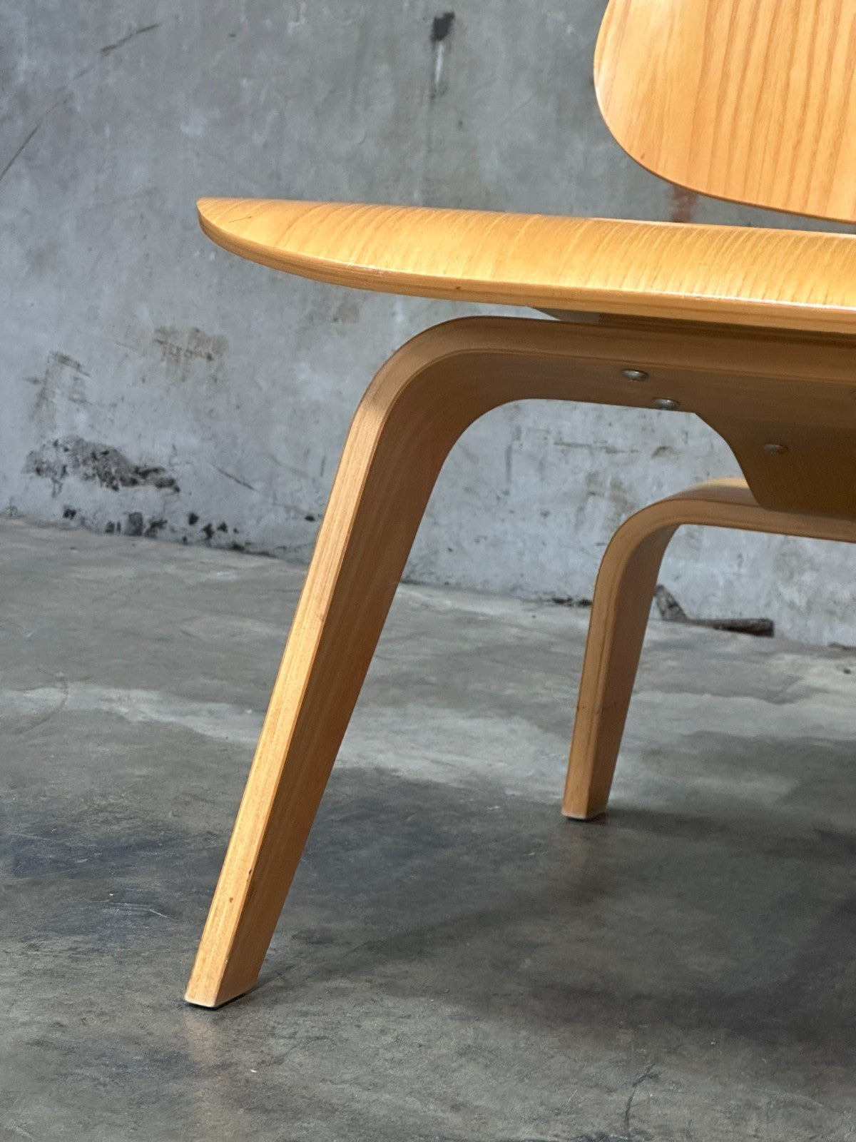 Herman Miller Eames LCW Lounge Chair 2006 Molded Plywood