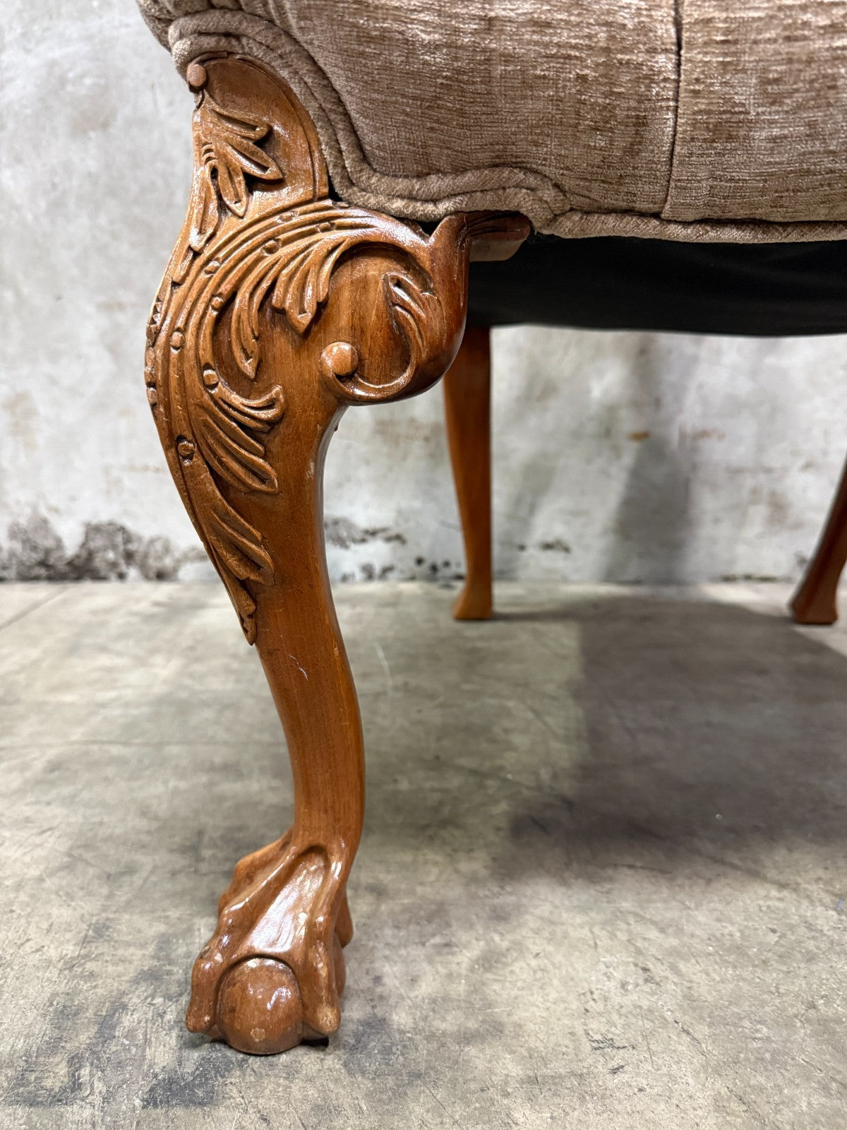 Exquisite Antique Late Victorian Rococo Revival Carved Walnut Armchairs - Pair