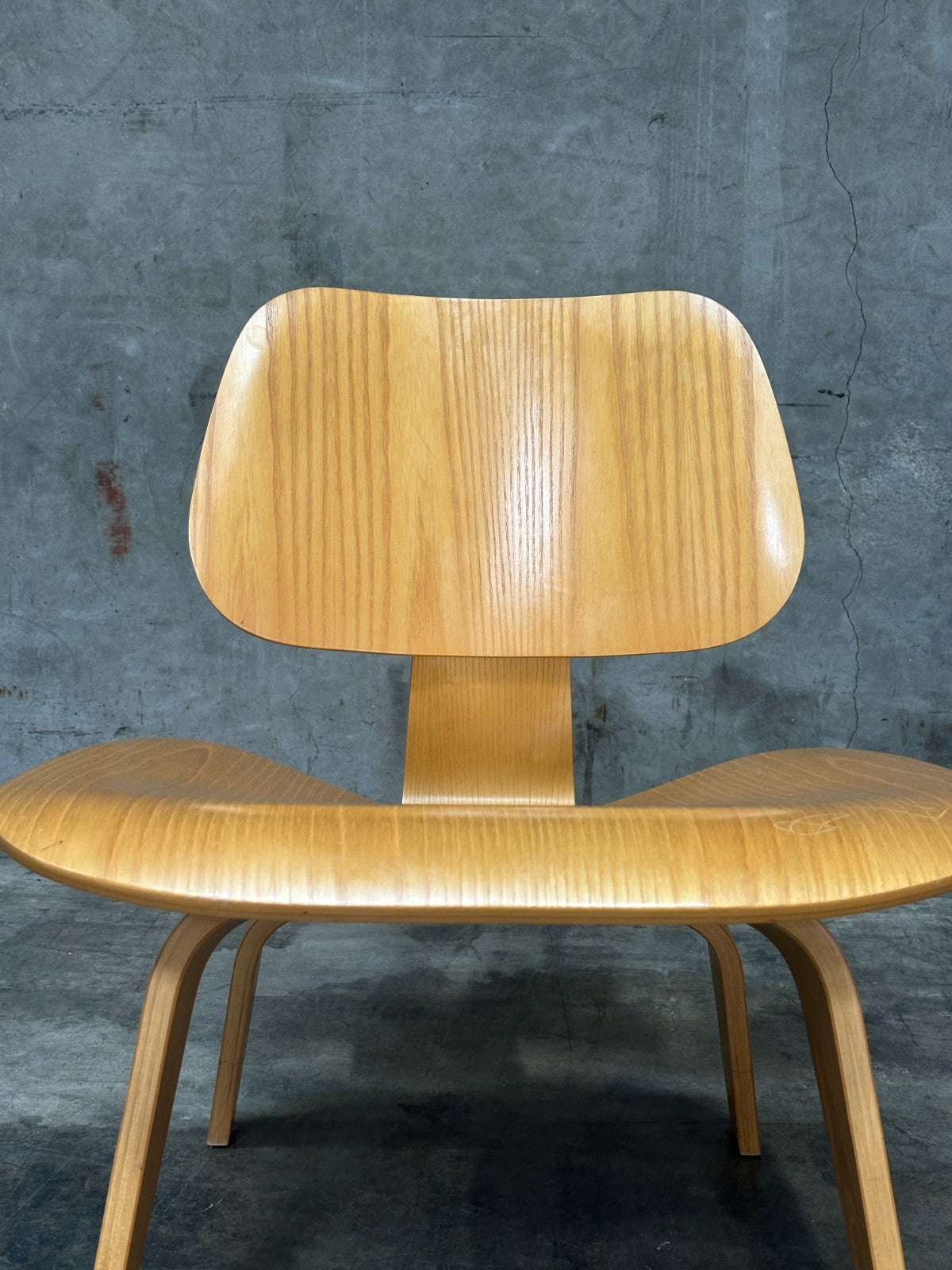 Herman Miller Eames LCW Lounge Chair 2006 Molded Plywood