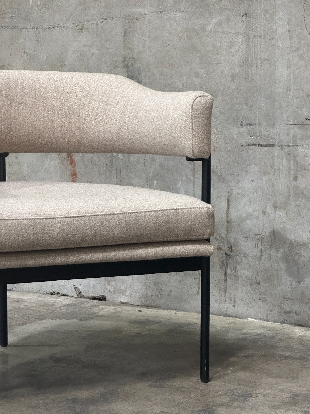 Resident Isabella Chair Upholstered Hallingdal 65 by Kvadrat 0110