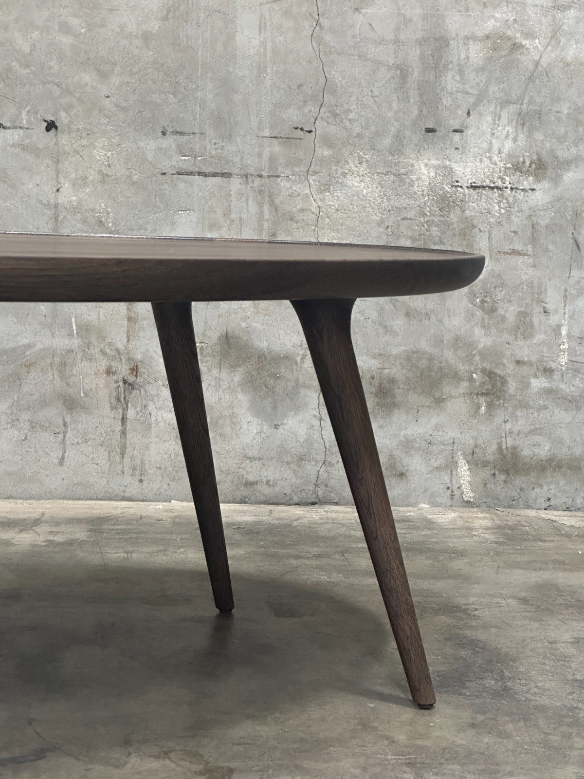 Mater Accent Oval Lounge Table Sirka Grey Oak