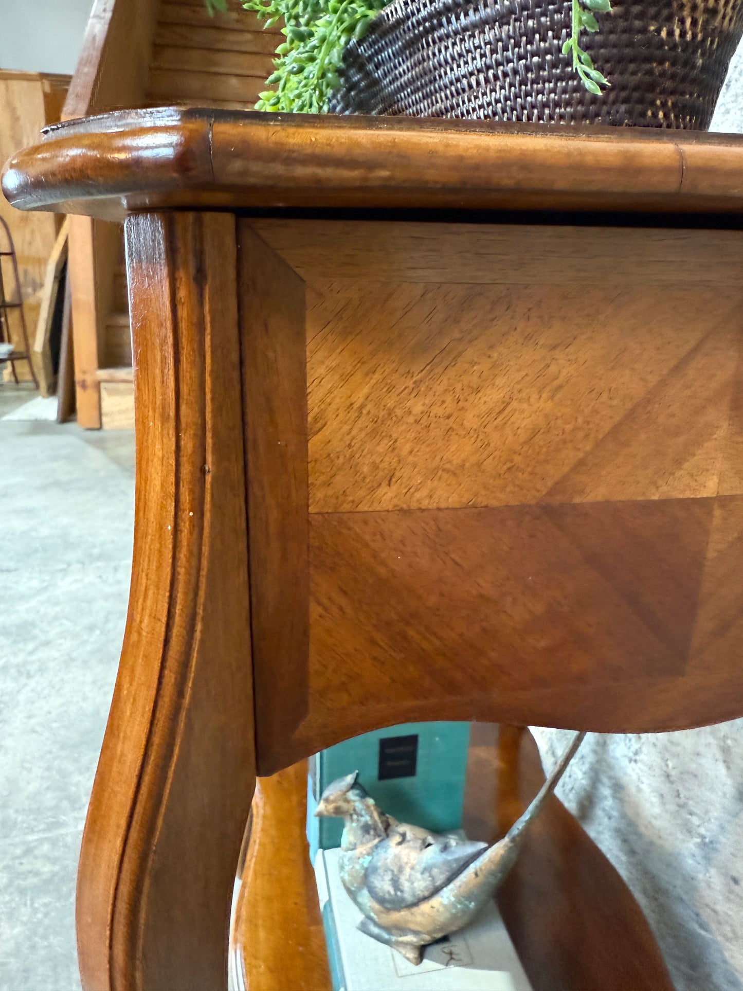 Exquisite Antique French Walnut Lift-Top Dressing Table - Louis XV Style