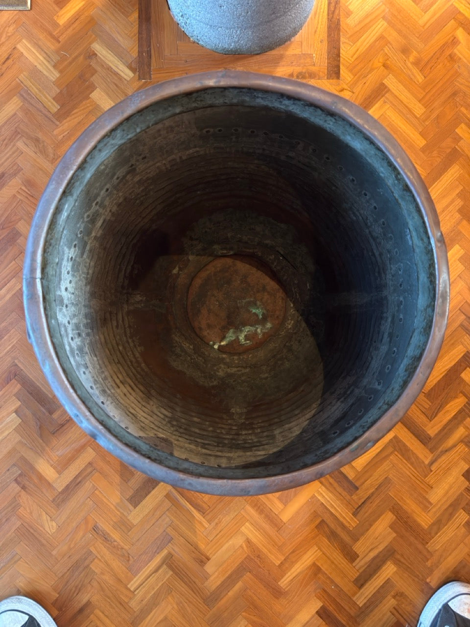 19th Century Hand Hammered Large Copper Water Vessel Riveted Ring Bands Handles