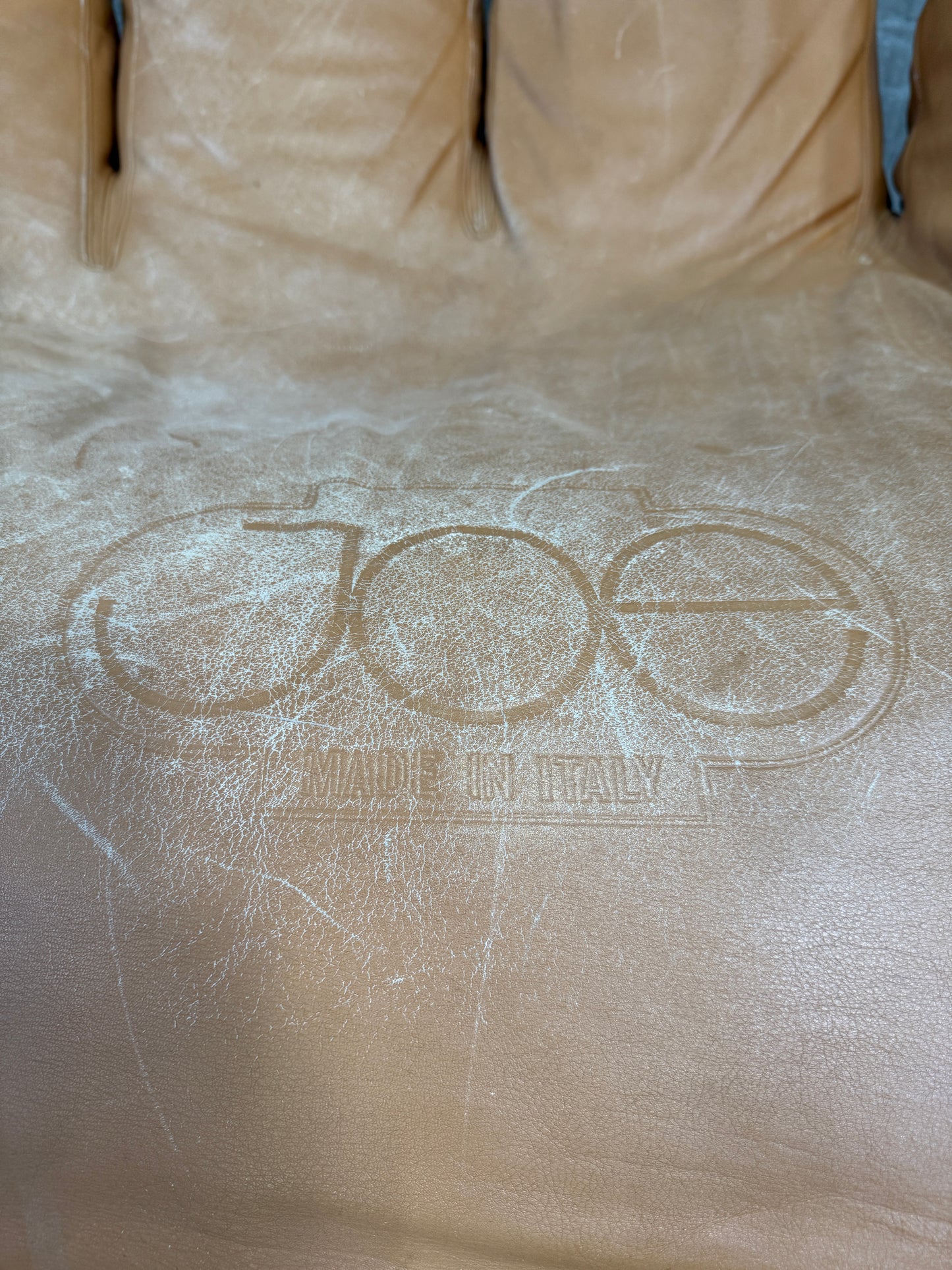 Authentic “Joe” Chair by Jonathan de Pas, Donato D’Urbino & Paolo Lomazzi for Poltronova, 1970s – Iconic Baseball Glove Chair