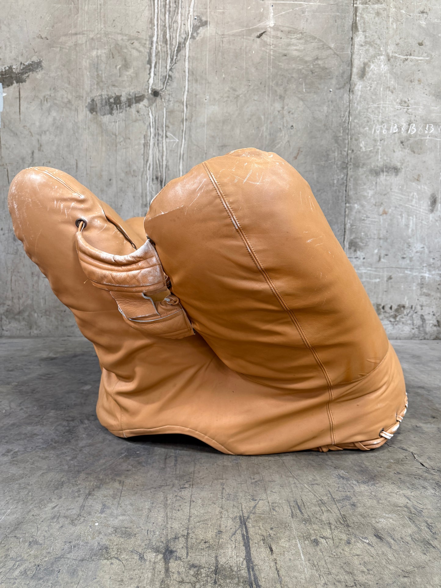 Authentic “Joe” Chair by Jonathan de Pas, Donato D’Urbino & Paolo Lomazzi for Poltronova, 1970s – Iconic Baseball Glove Chair