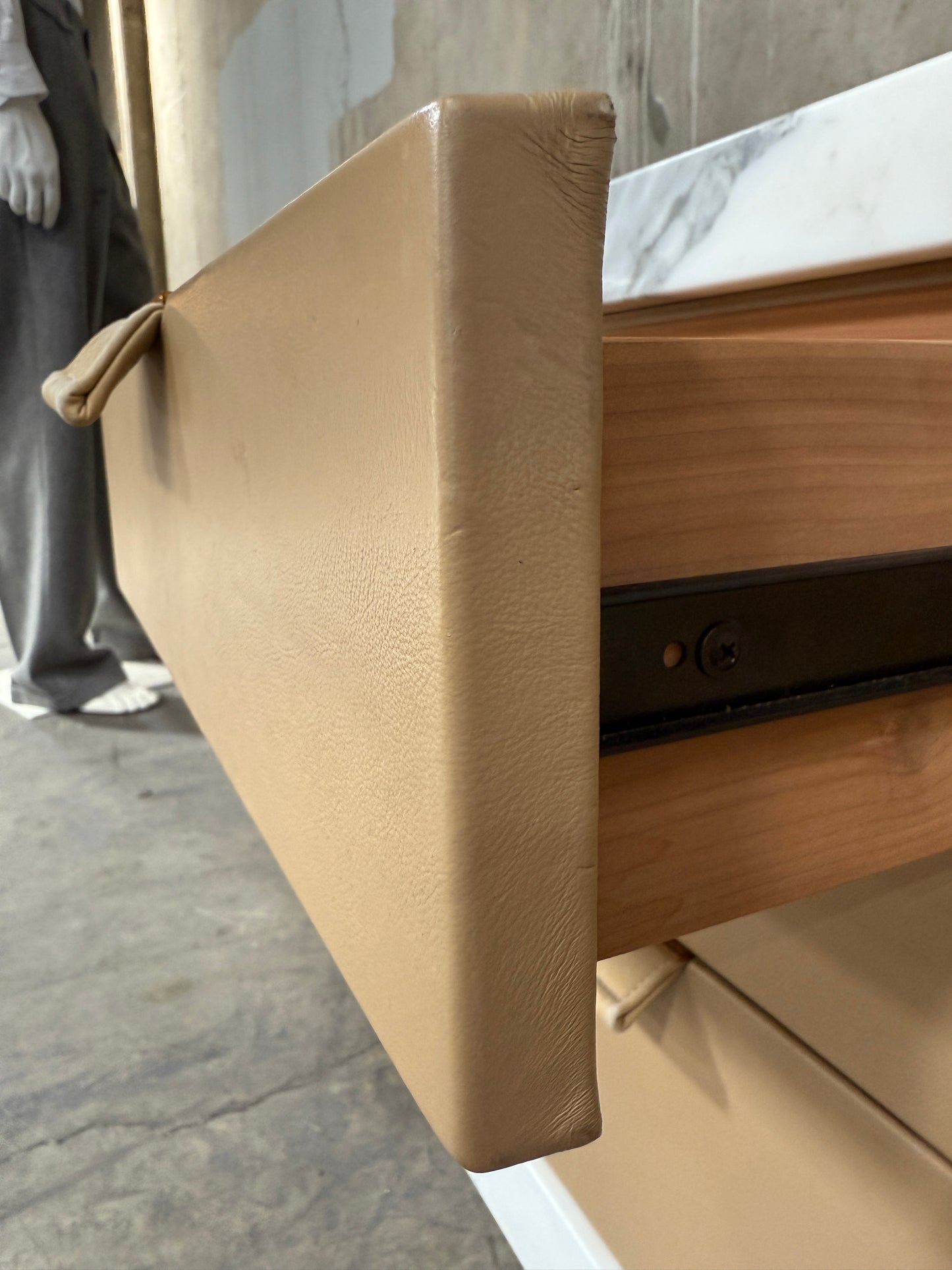 1980s Leather-Clad Six-Drawer Chest on Marble Plinth – In the Manner of Karl Springer