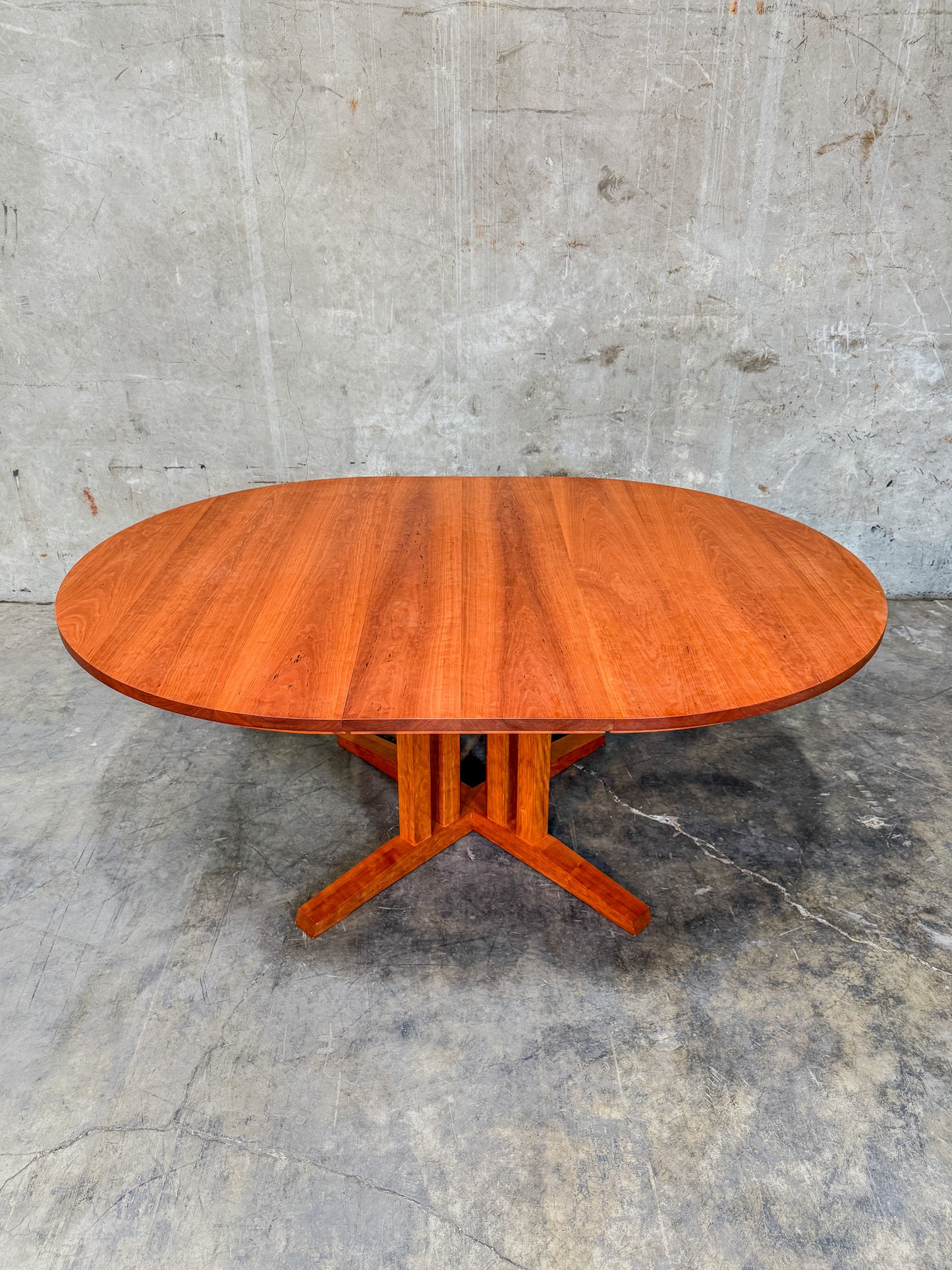Thos. Moser Cherrywood Extendable Dining Table
