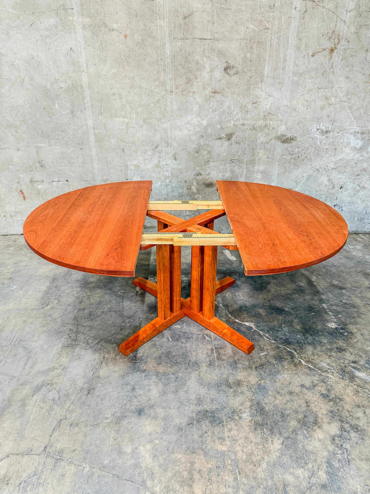Thos. Moser Cherrywood Extendable Dining Table