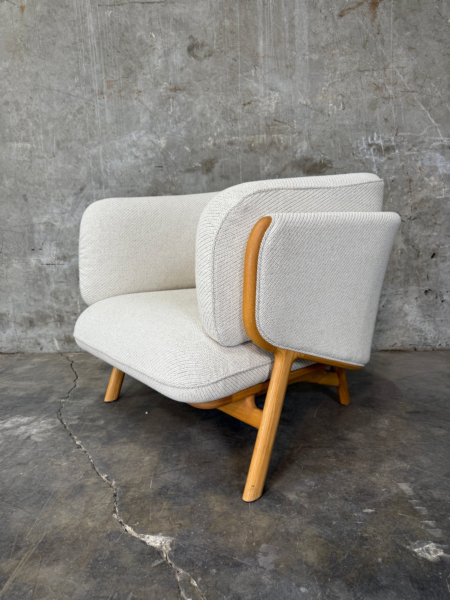 De La Espada "Stanley" Armchair - Danish Oiled Oak - Excellent Condition (Minor Repair)!