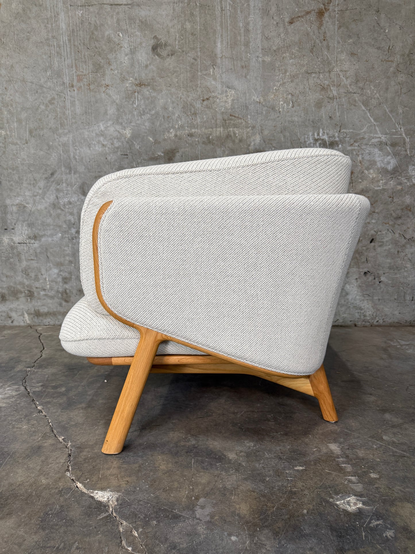 De La Espada "Stanley" Armchair - Danish Oiled Oak - Excellent Condition (Minor Repair)!