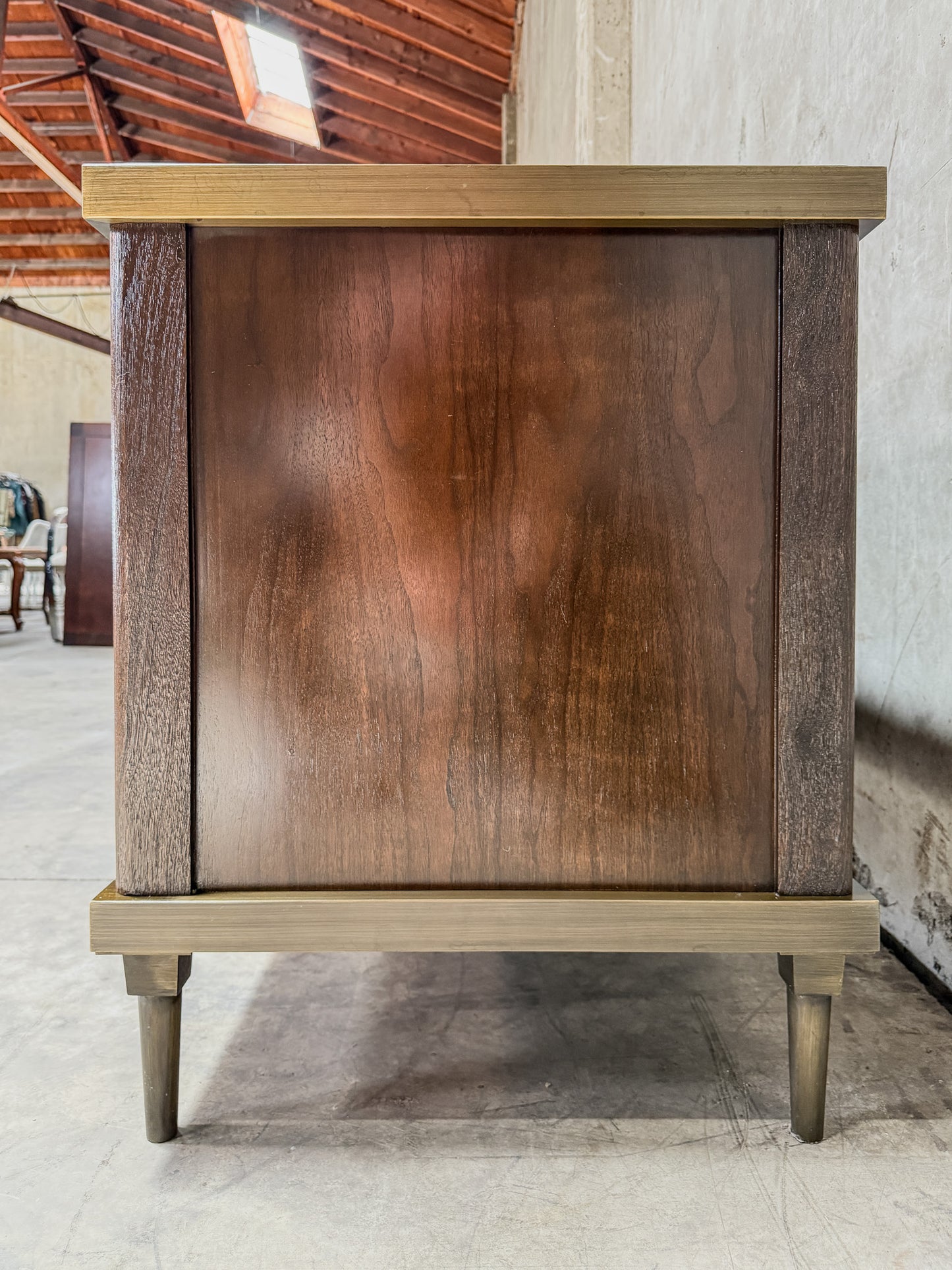 Jiun Ho Montresor Sideboard - Oak, Cinnamon Brass Accents