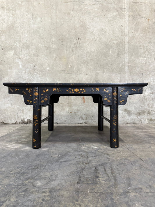 Rose Tarlow Melrose House Small K’ang Hsi Coffee Table – Tete Crackled Lacquer, Gilt Decoration, Chinoiserie, 48″W x 32″D x 22″H