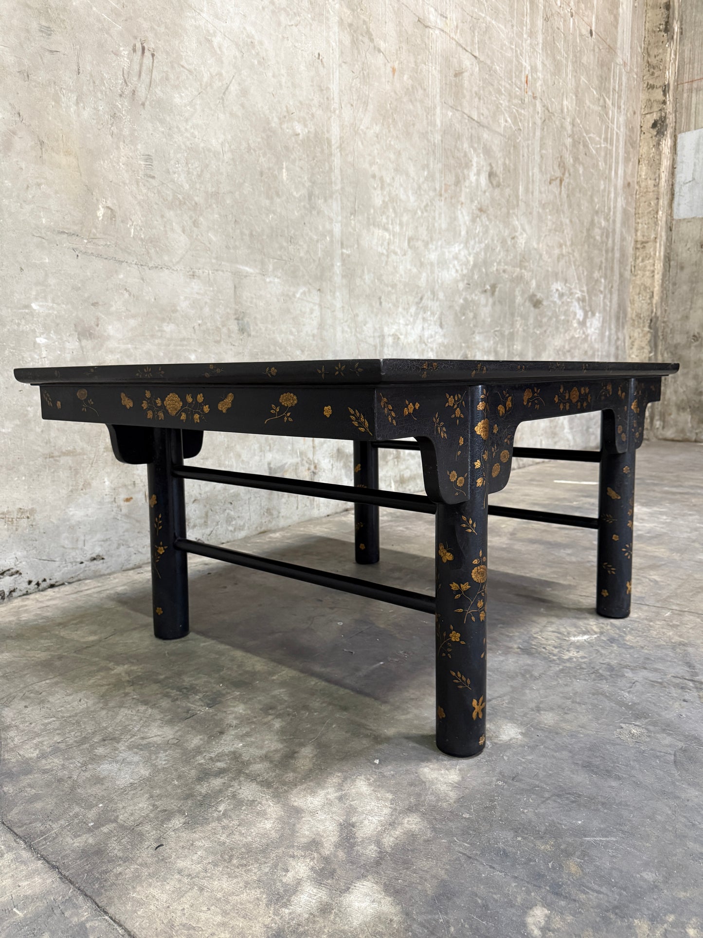 Rose Tarlow Melrose House Small K’ang Hsi Coffee Table – Tete Crackled Lacquer, Gilt Decoration, Chinoiserie, 48″W x 32″D x 22″H