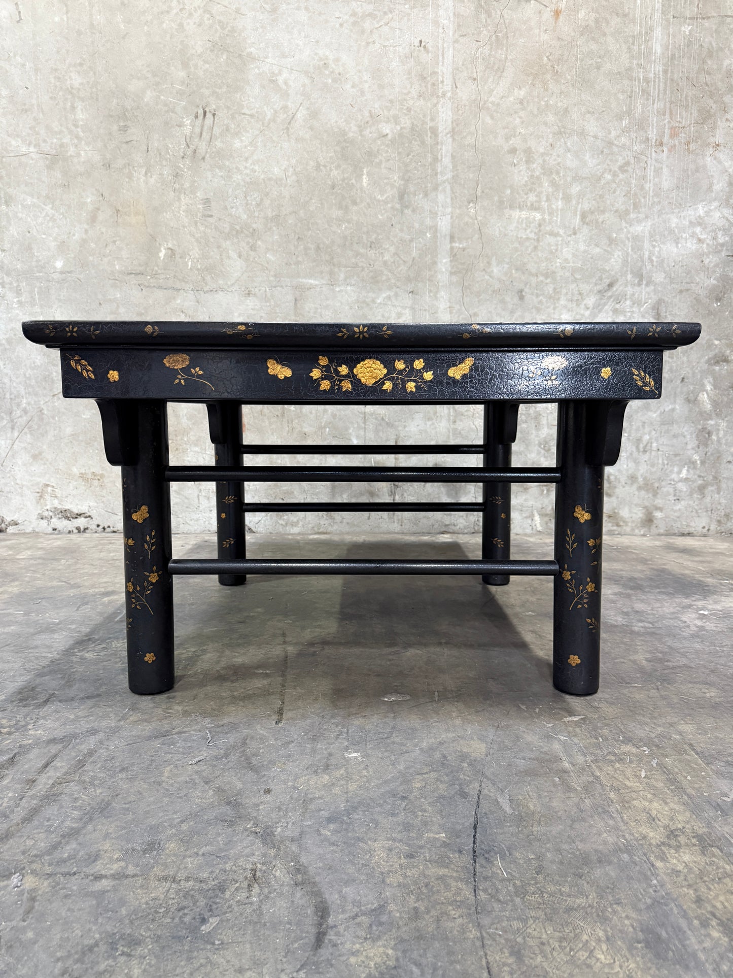 Rose Tarlow Melrose House Small K’ang Hsi Coffee Table – Tete Crackled Lacquer, Gilt Decoration, Chinoiserie, 48″W x 32″D x 22″H