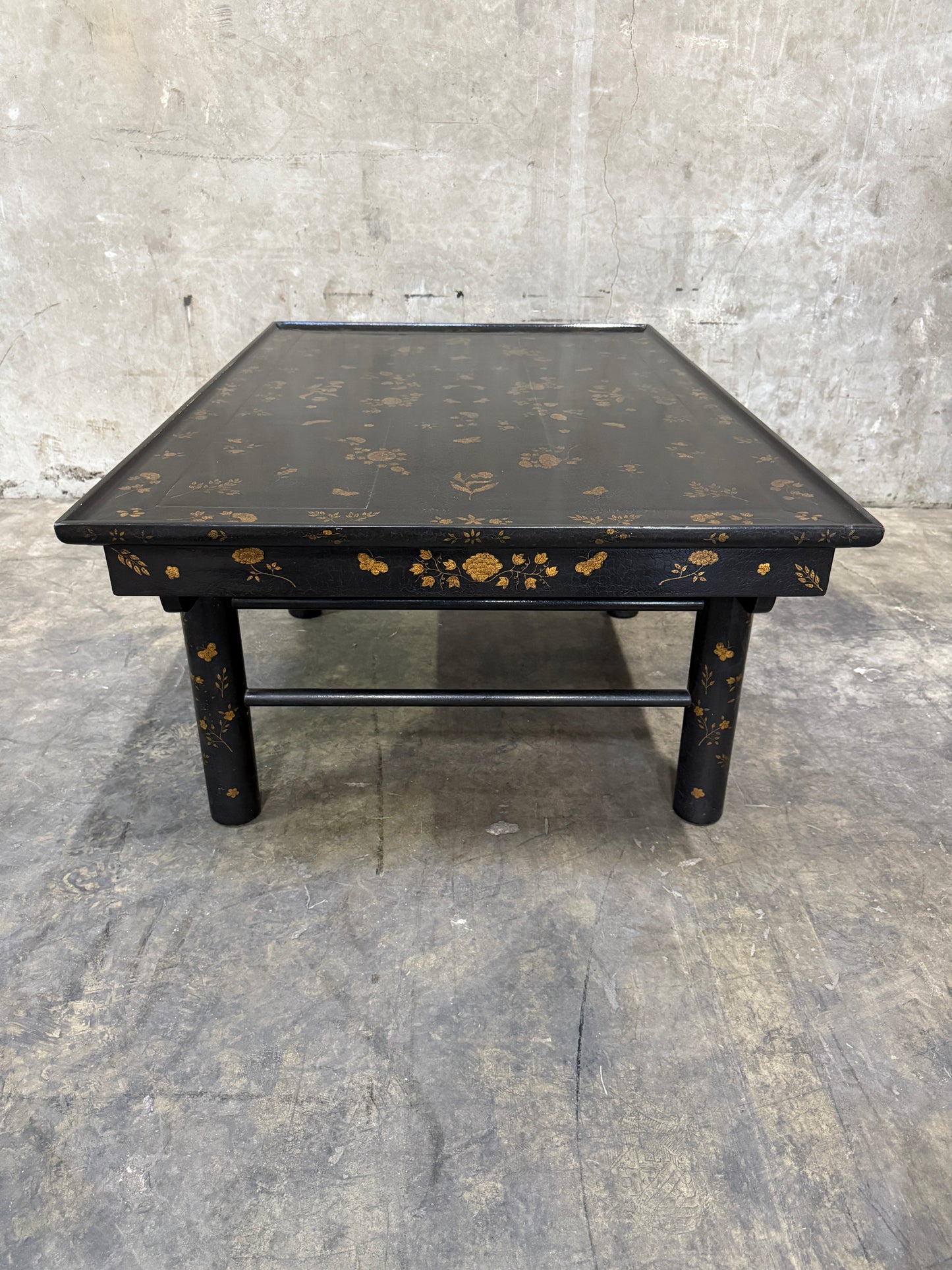 Rose Tarlow Melrose House Small K’ang Hsi Coffee Table – Tete Crackled Lacquer, Gilt Decoration, Chinoiserie, 48″W x 32″D x 22″H