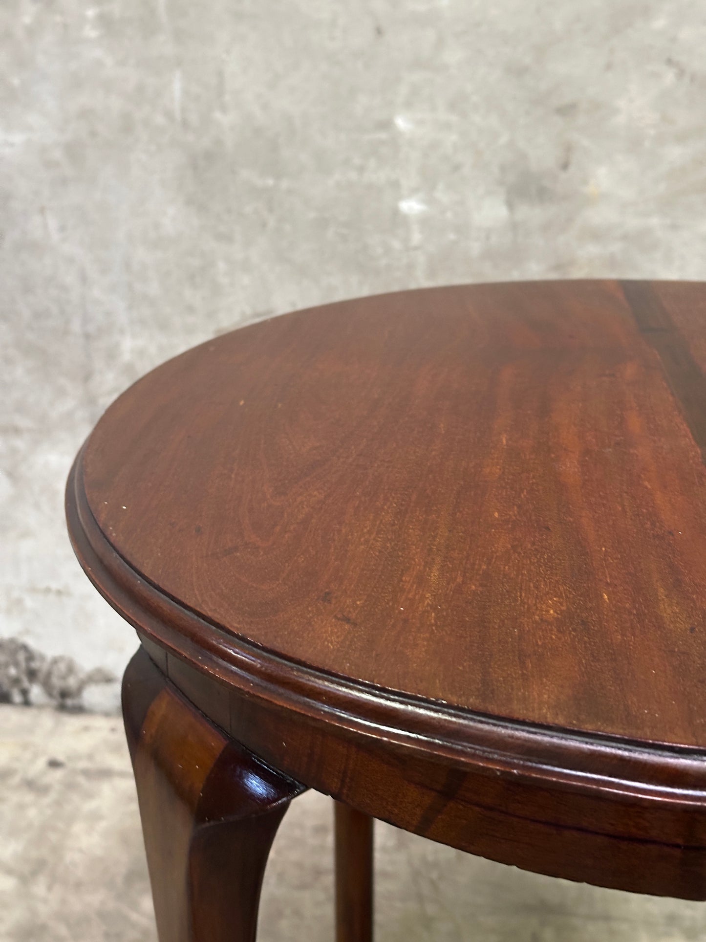 Mahogany Round Occasional Table, Splay Legs, Oval Lower Shelf