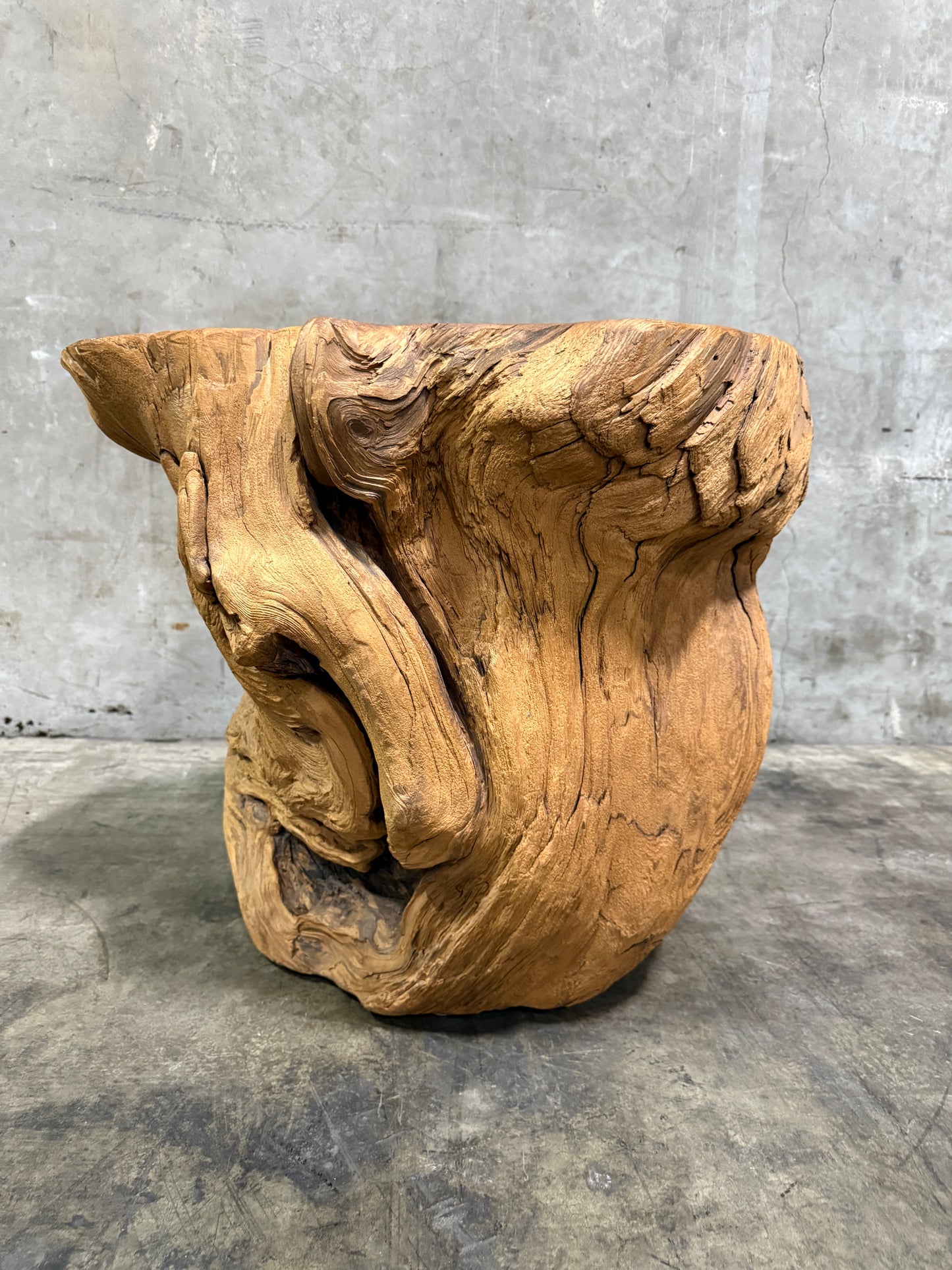 Vintage 1960s–70s Organic Driftwood Root Side Table – Sculptural Natural Wood Accent (25” Wide)
