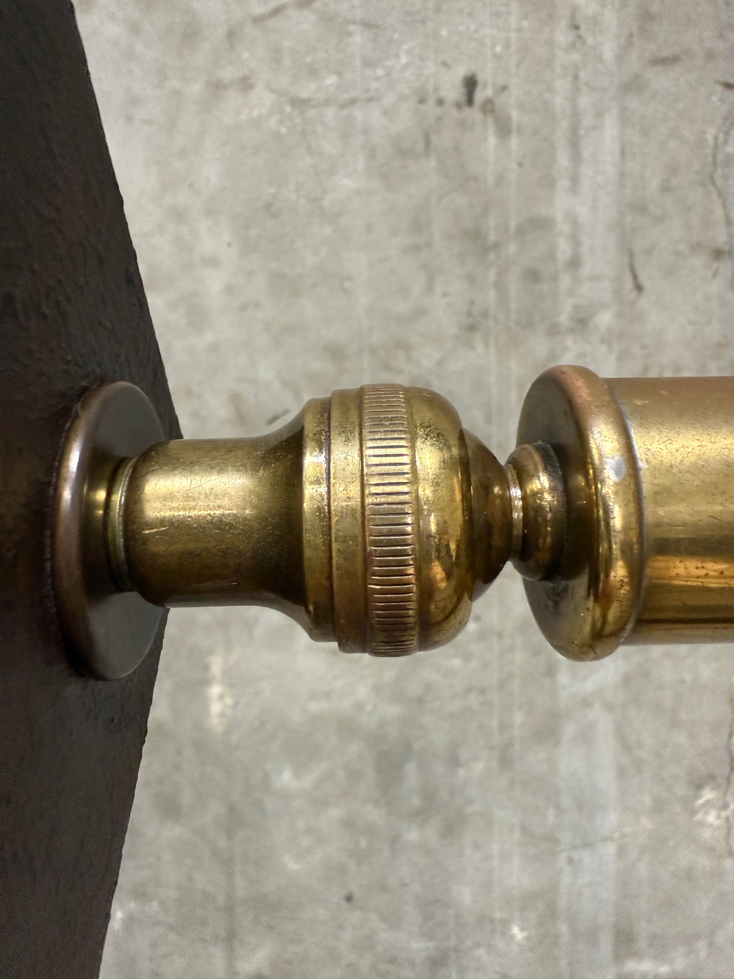 Midcentury Adjustable Floor Lamps — Brass & Textured Metal Directional Lamps (Pair)