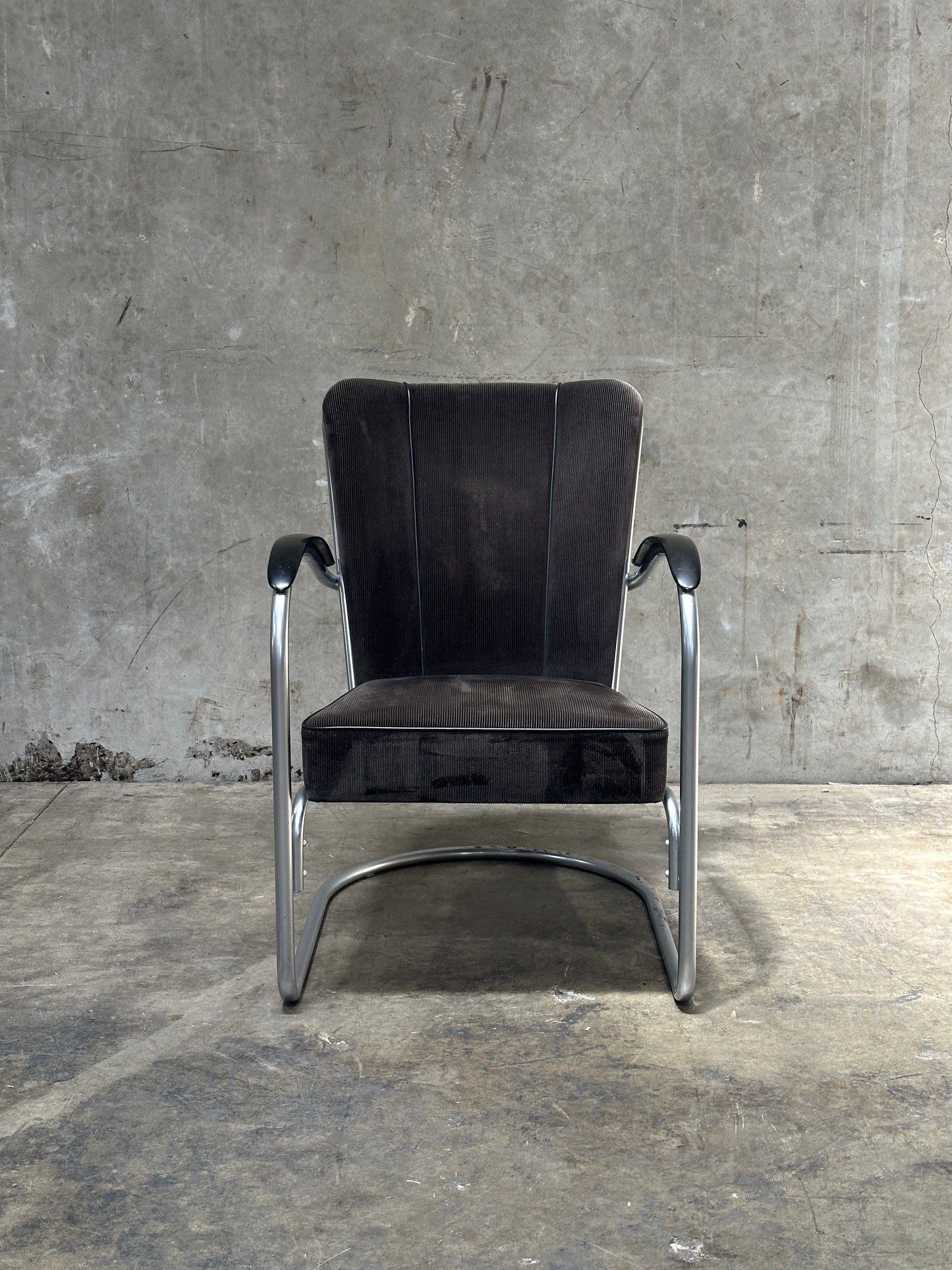 W.H. Gispen Model 412 Cantilever Armchair, Dutch Originals, Rust Velvet, Chrome