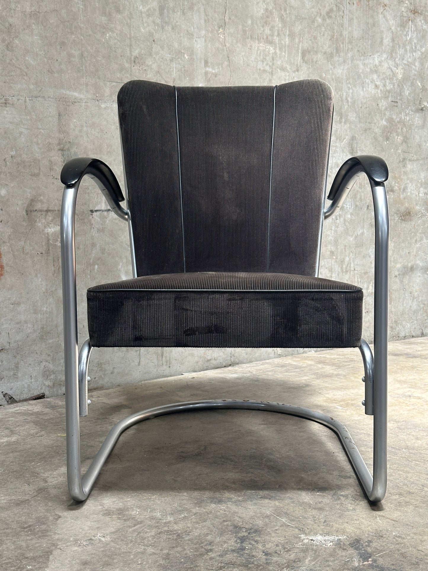 W.H. Gispen Model 412 Cantilever Armchair, Dutch Originals, Rust Velvet, Chrome