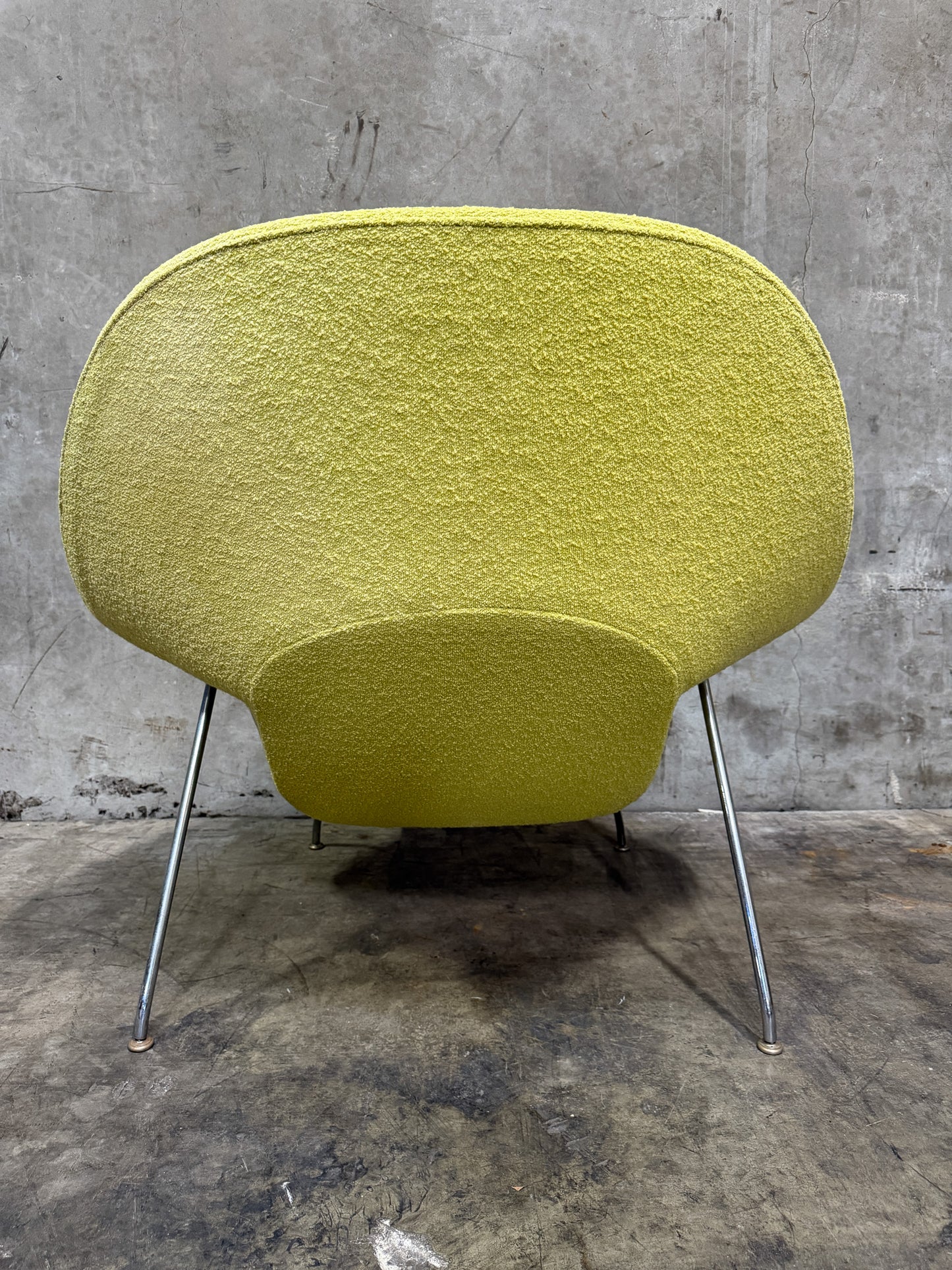 Authentic Knoll Womb Chair & Ottoman by Eero Saarinen – Original Knoll Bouclé Upholstery (Chartreuse)