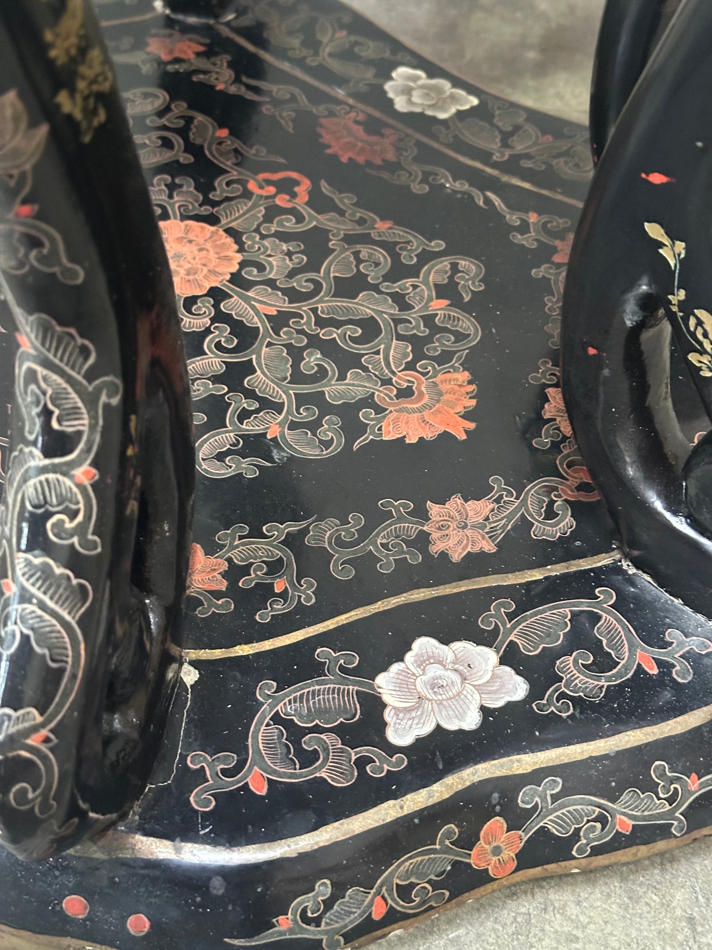 Antique Chinese Carved Hardwood Jardiniere Stand, Black Lacquer, Late Qing / Republic, Kilbridge Provenance