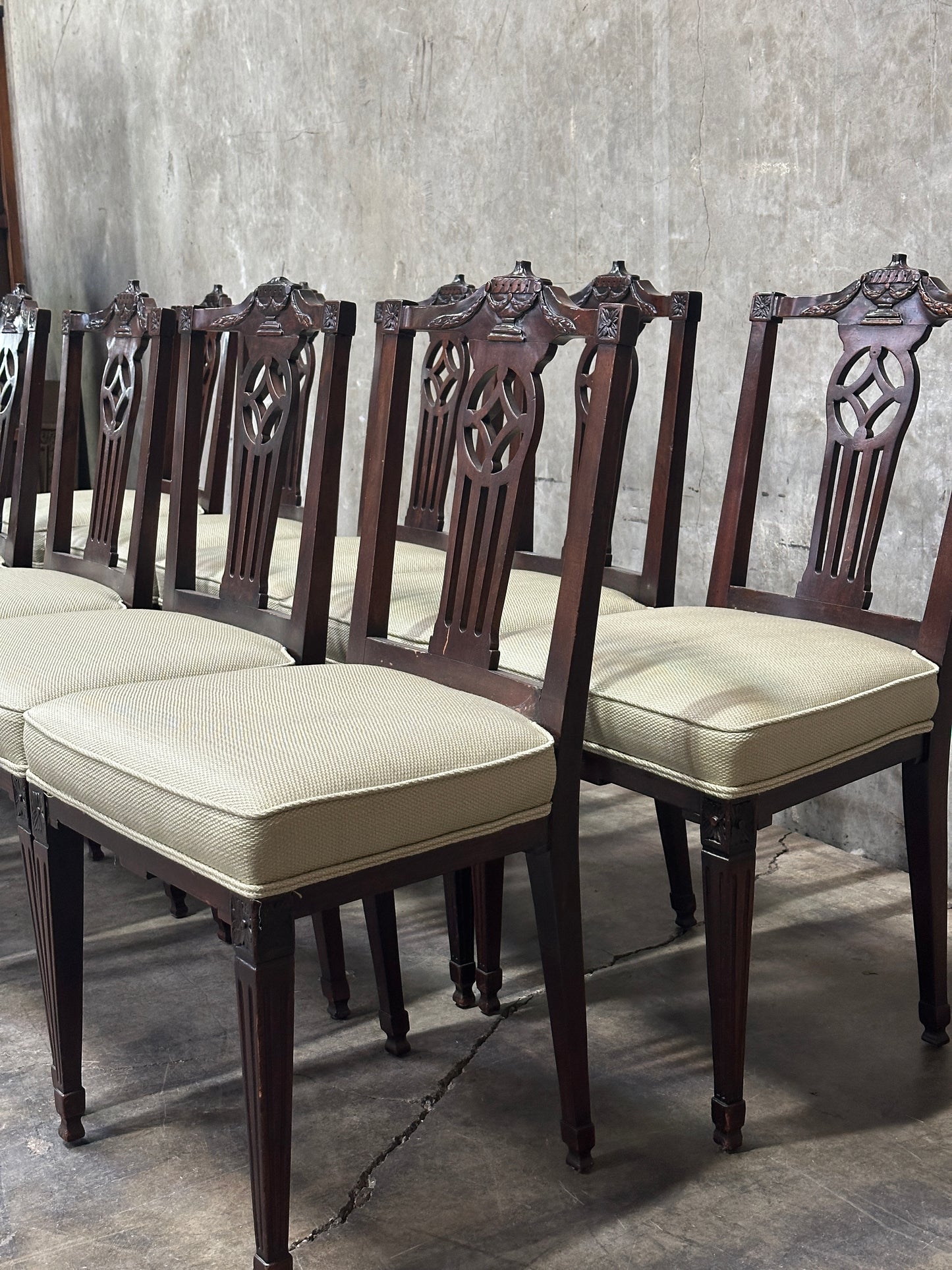 Set 10 Antique English Chippendale Revival Mahogany Dining Chairs, Pierced Splat, c. 1890-1910