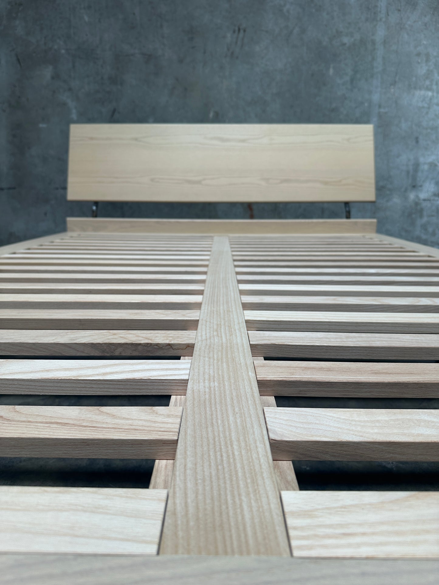 Herman Miller George Nelson Maple Platform Bed, Queen, 2016