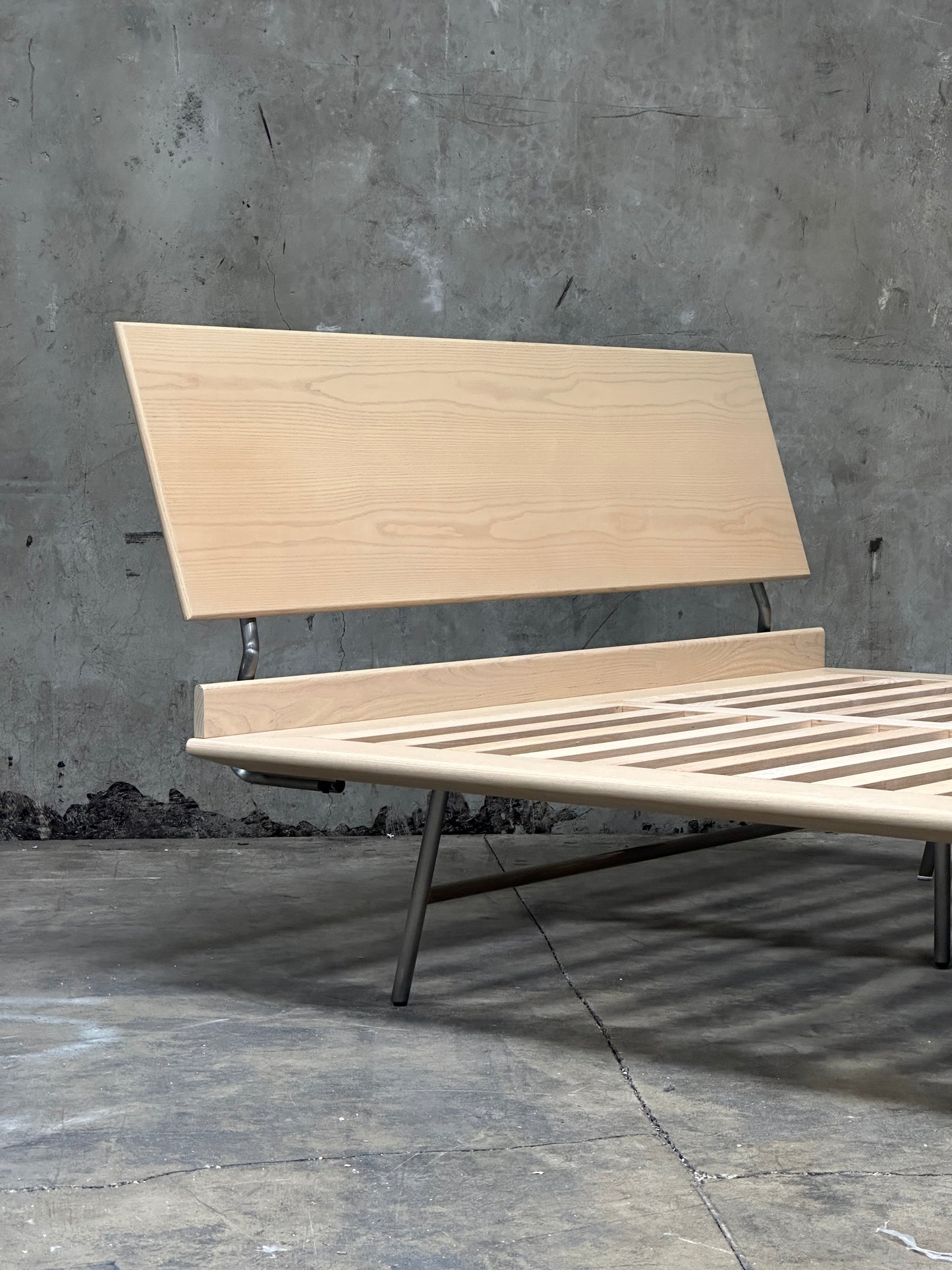 Herman Miller George Nelson Maple Platform Bed, Queen, 2016