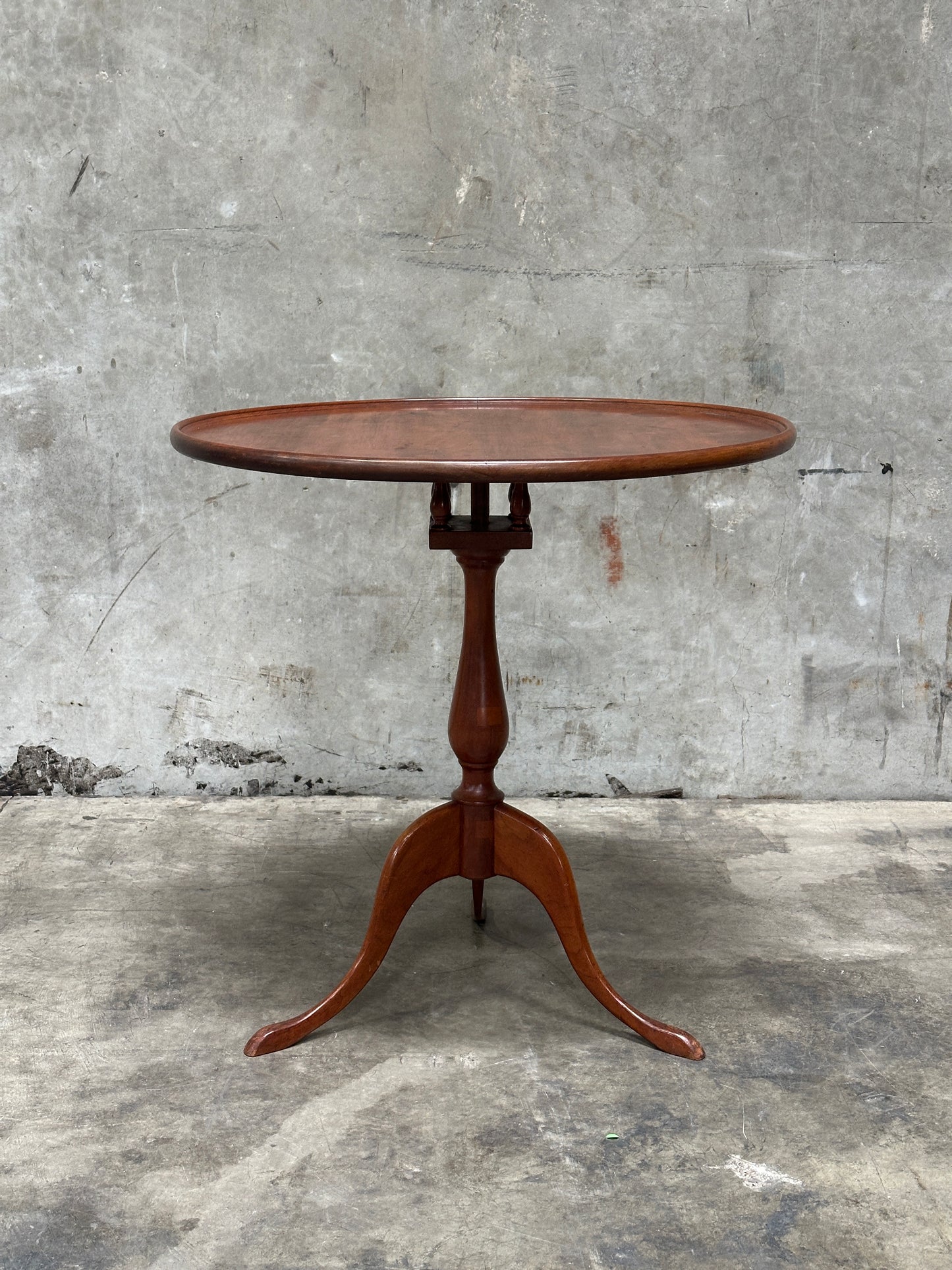 Antique Mahogany Tilt-Top Tripod Tea Table, Federal Style, 28in