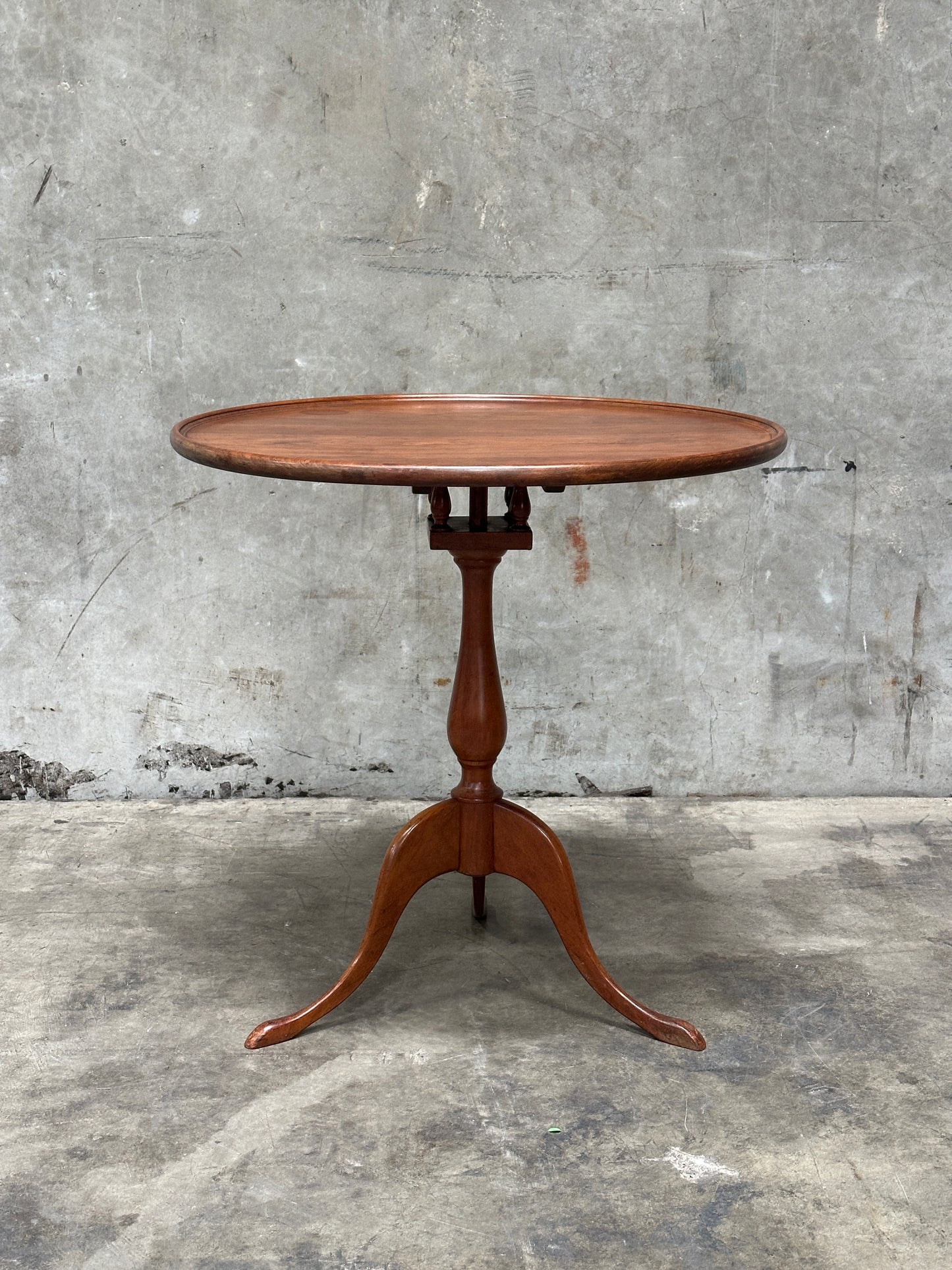 Antique Mahogany Tilt-Top Tripod Tea Table, Federal Style, 28in