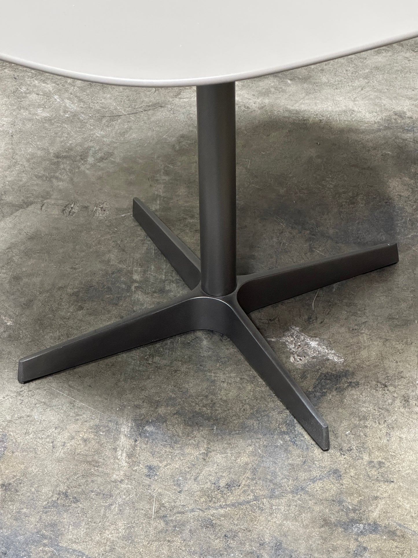 Resource Furniture Nuvola Side Table, White Lacquer Cloud Top, Pedestal