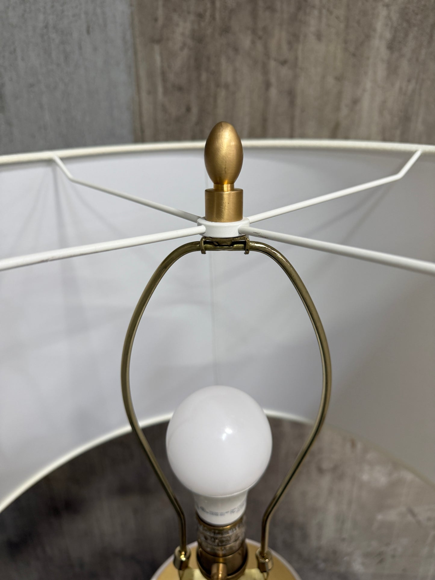 Visual Comfort Buatta Large Table Lamp – Christopher Spitzmiller Design