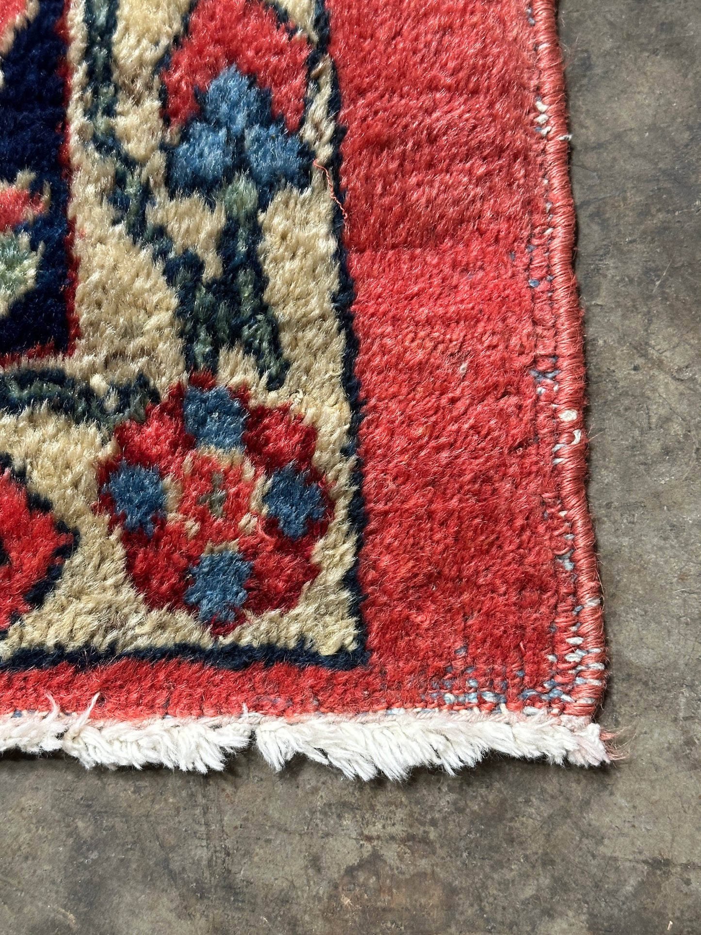 Antique Sarouk-Style Gallery Rug, Hand-Knotted Wool, Floral, 17ft x 38in