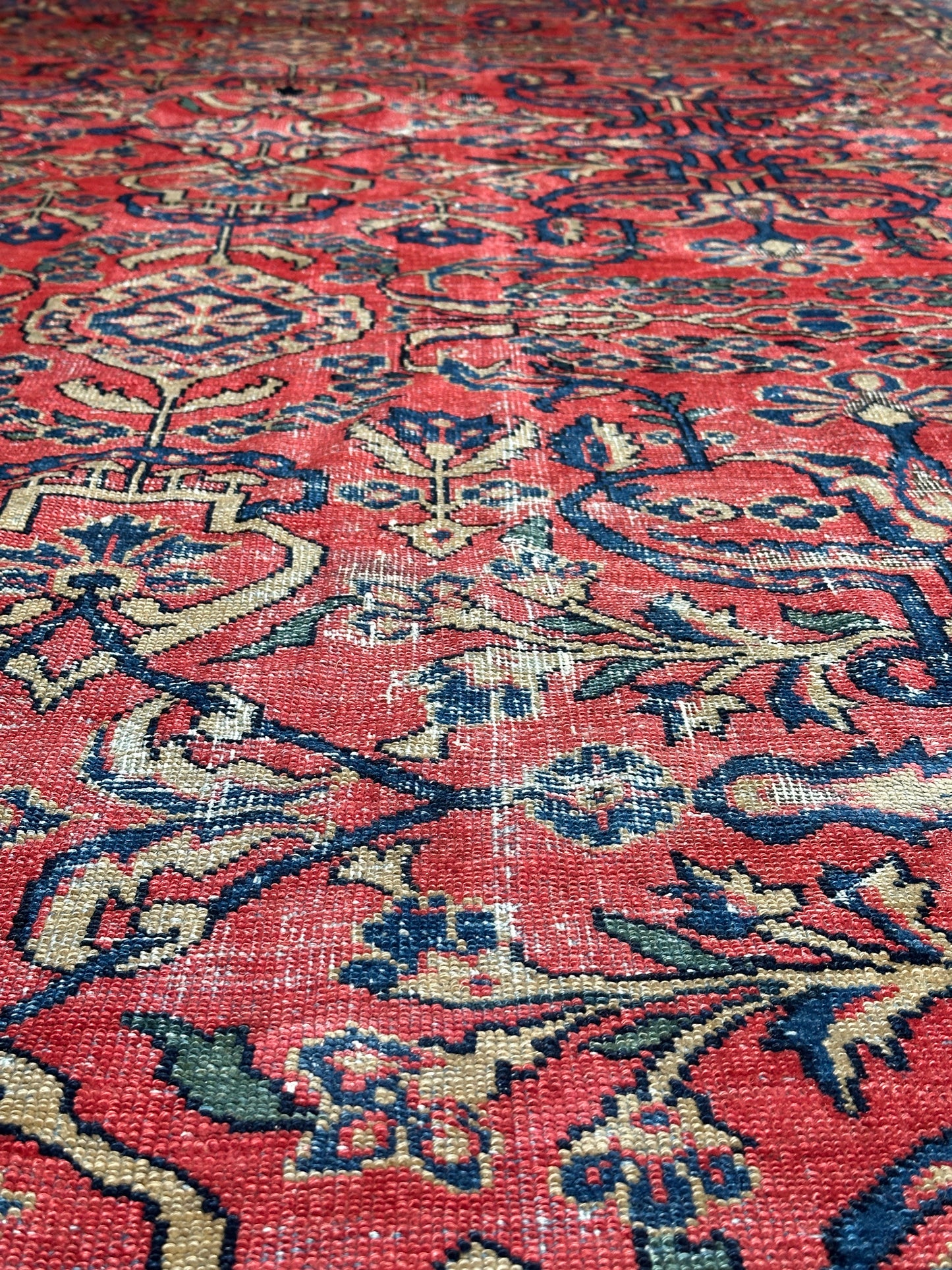 Antique Sarouk-Style Gallery Rug, Hand-Knotted Wool, Floral, 17ft x 38in