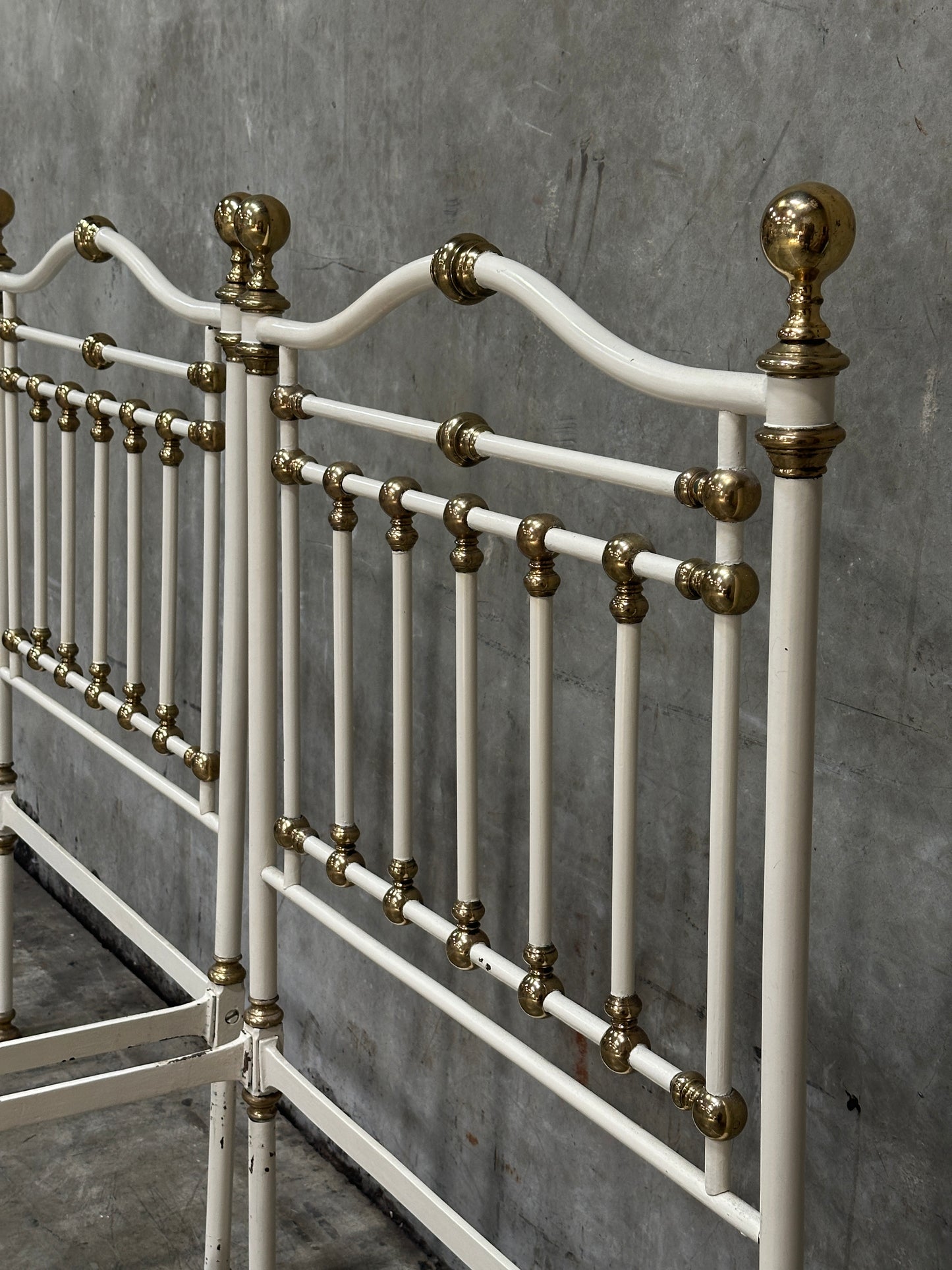 Pair Victorian Iron & Brass Twin Beds, White Painted Frames