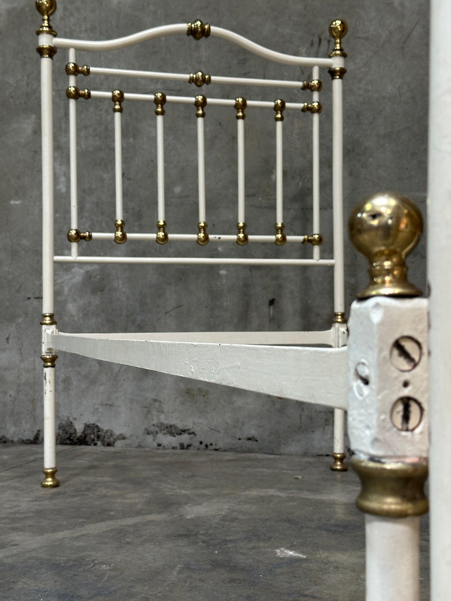 Pair Victorian Iron & Brass Twin Beds, White Painted Frames
