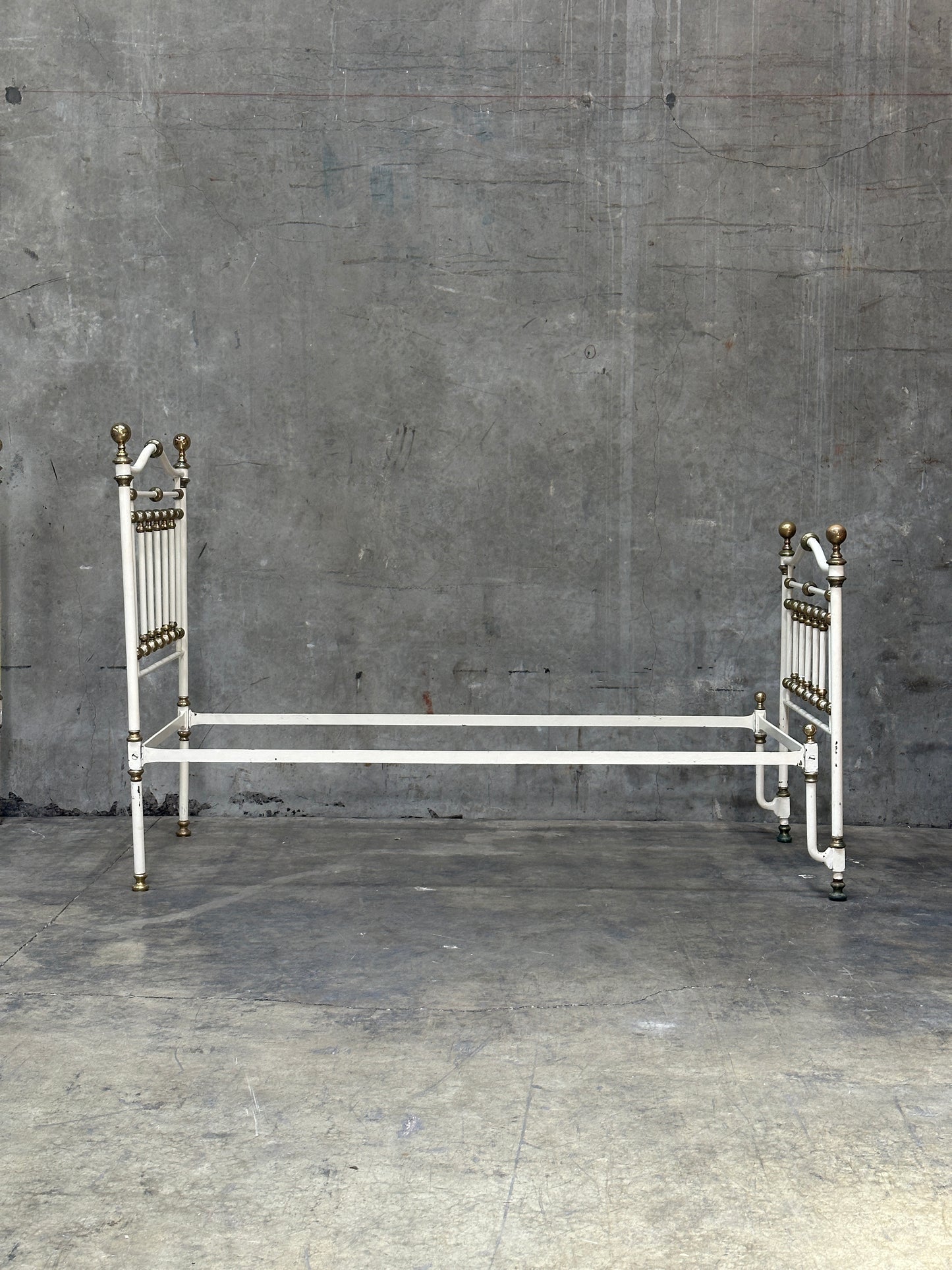 Pair Victorian Iron & Brass Twin Beds, White Painted Frames