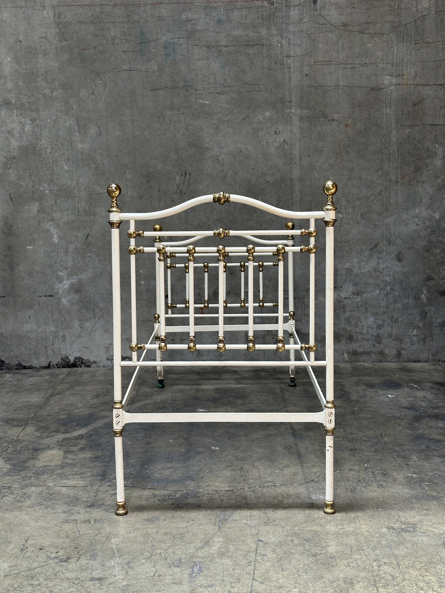 Pair Victorian Iron & Brass Twin Beds, White Painted Frames