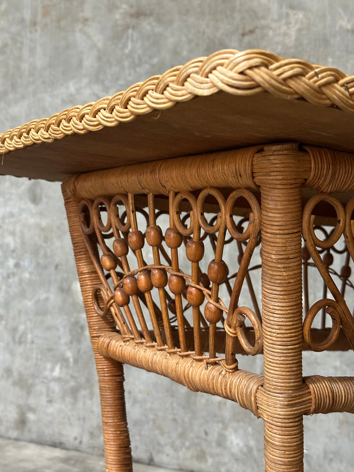 Polo Ralph Lauren Wicker Side Table, Rattan, Coastal Hamptons, Brass Plaque